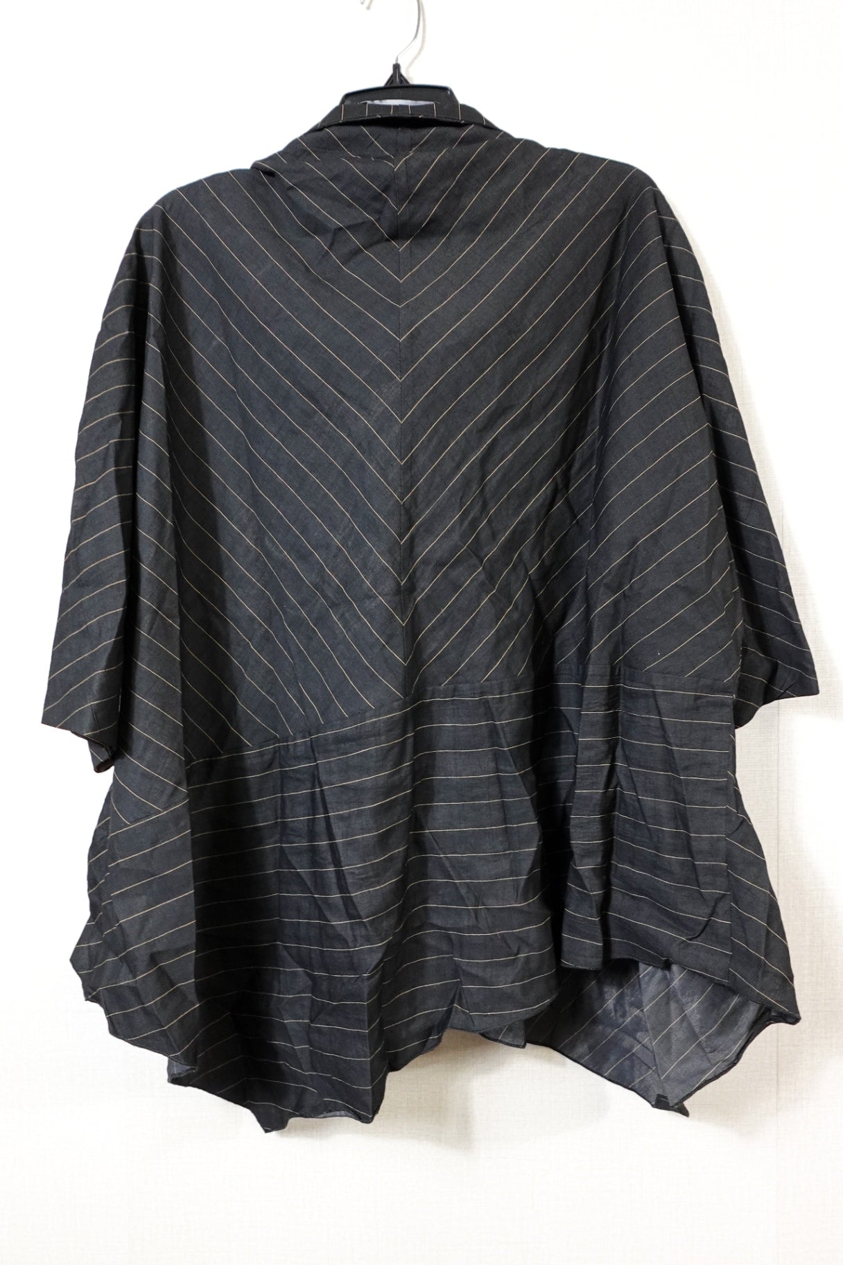 Honor, Short Sleeved Asymmetric Top, Size XL