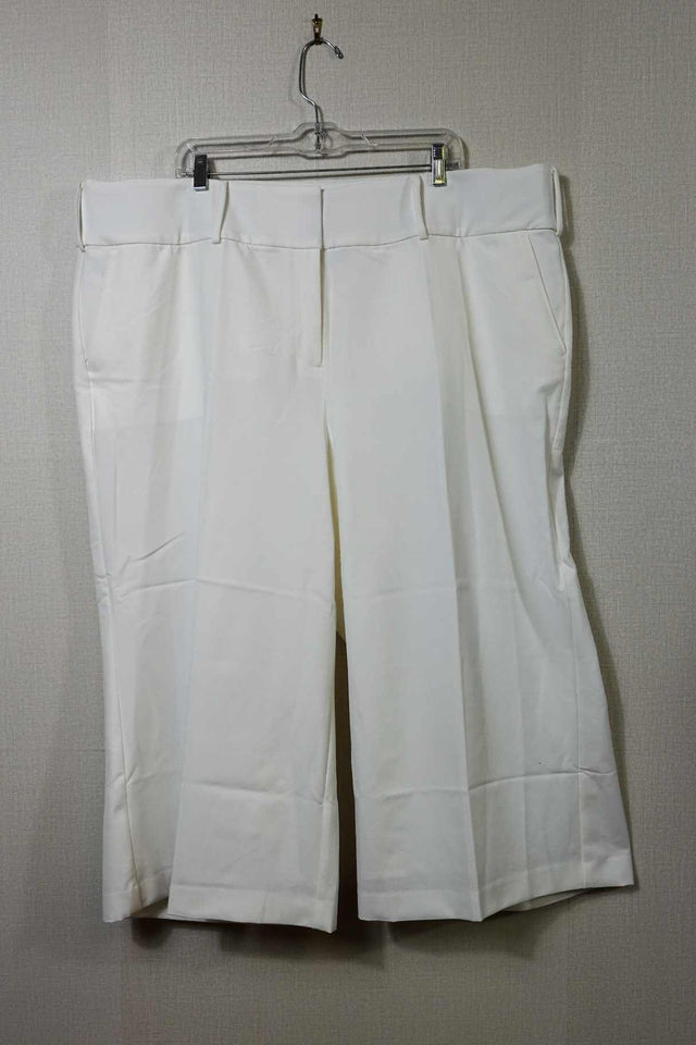 Lane Bryant, New High-Rise Wide-Leg Capri, Size 24