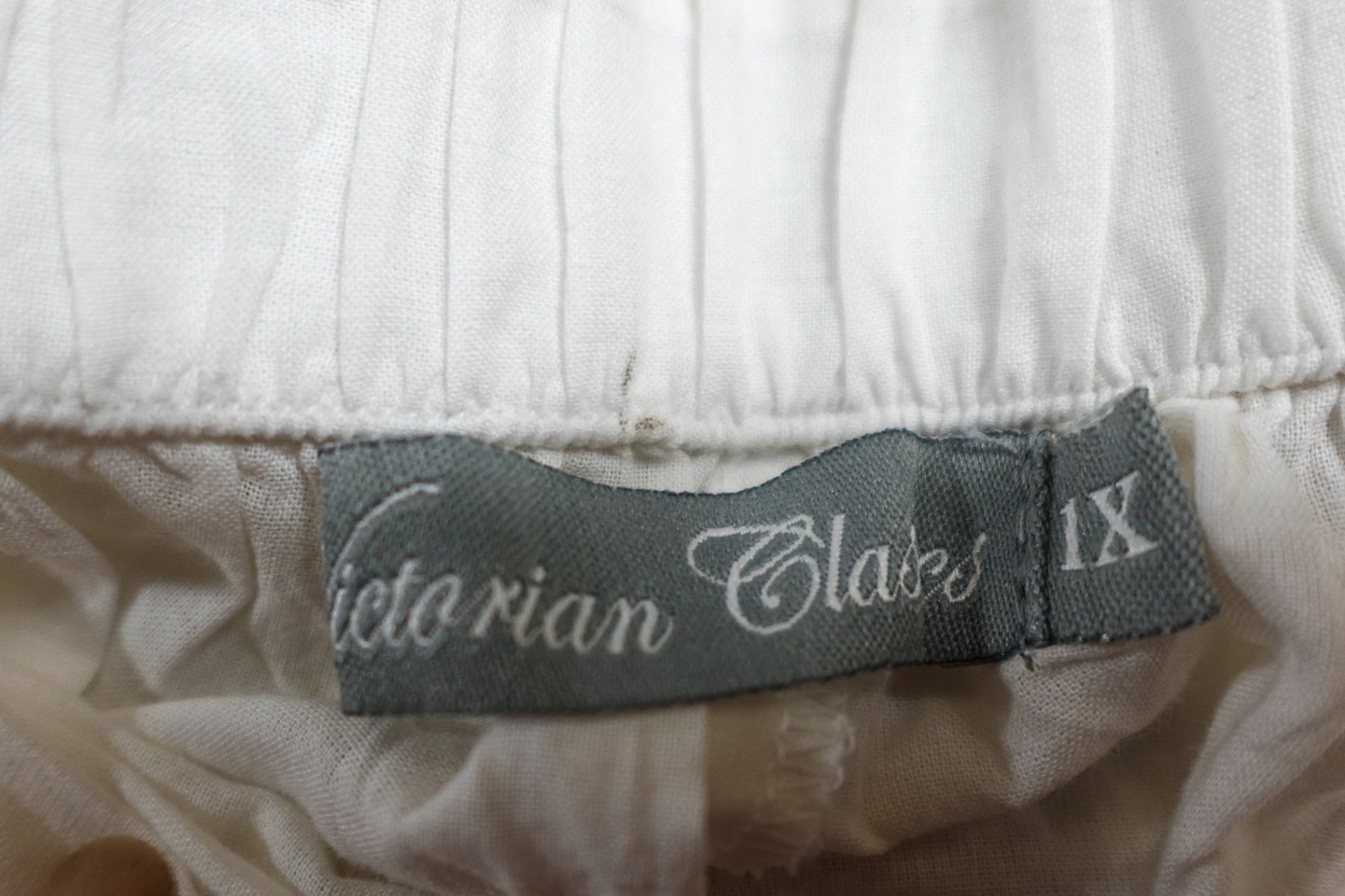 Victorian Classics, Lounge Set, Size 1X (18/20)