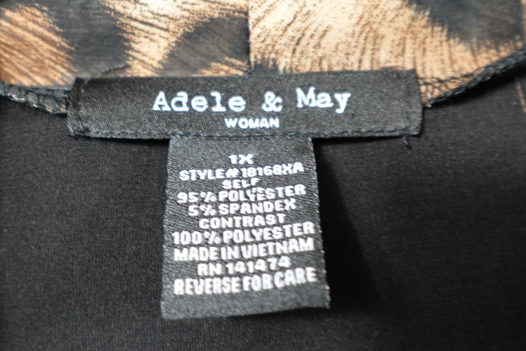 Adele & May, Short Sleeved Top, Size XL (1X)