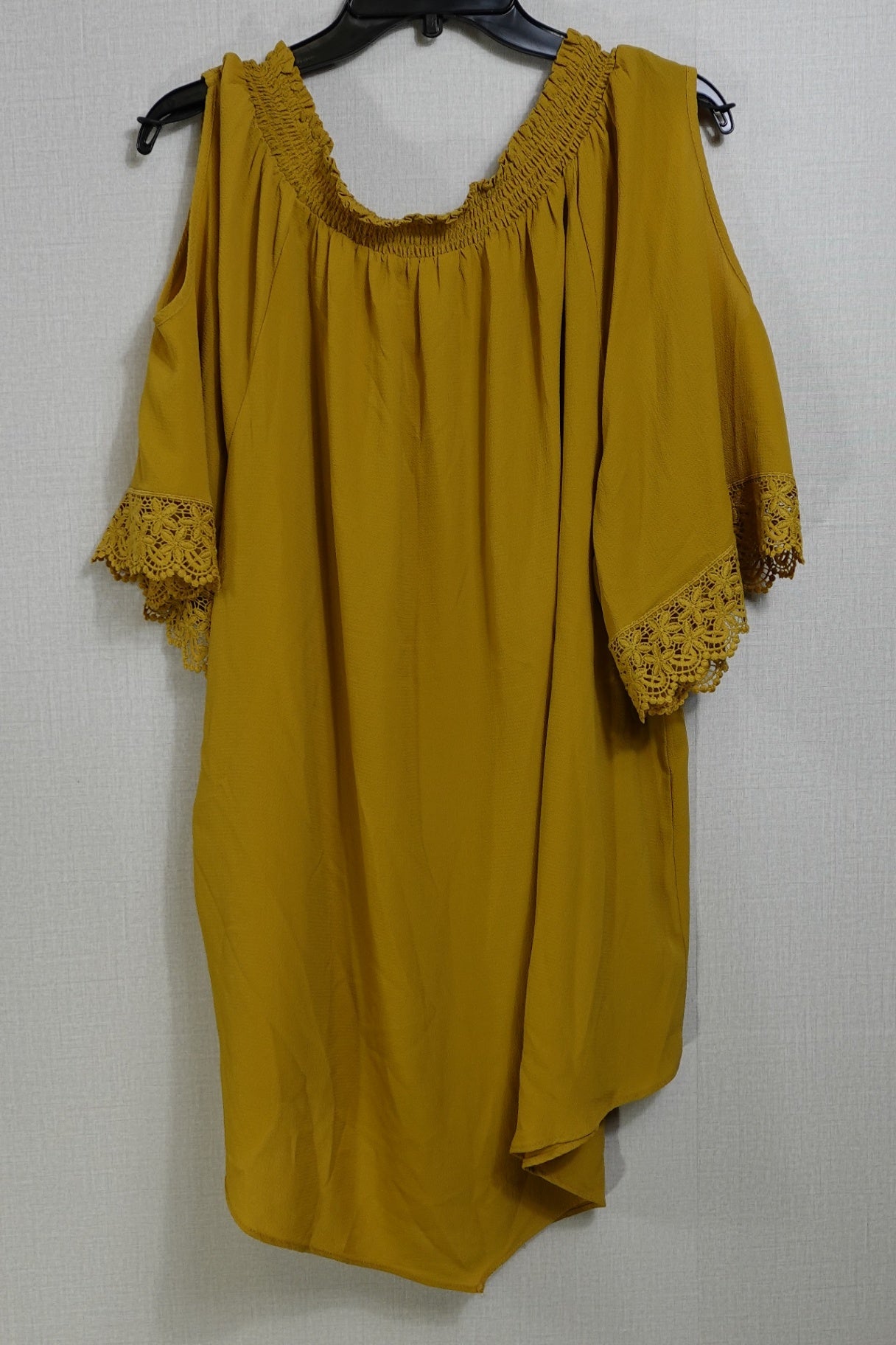 Cato, SHORT SLEEVED TOP, Size 18/20