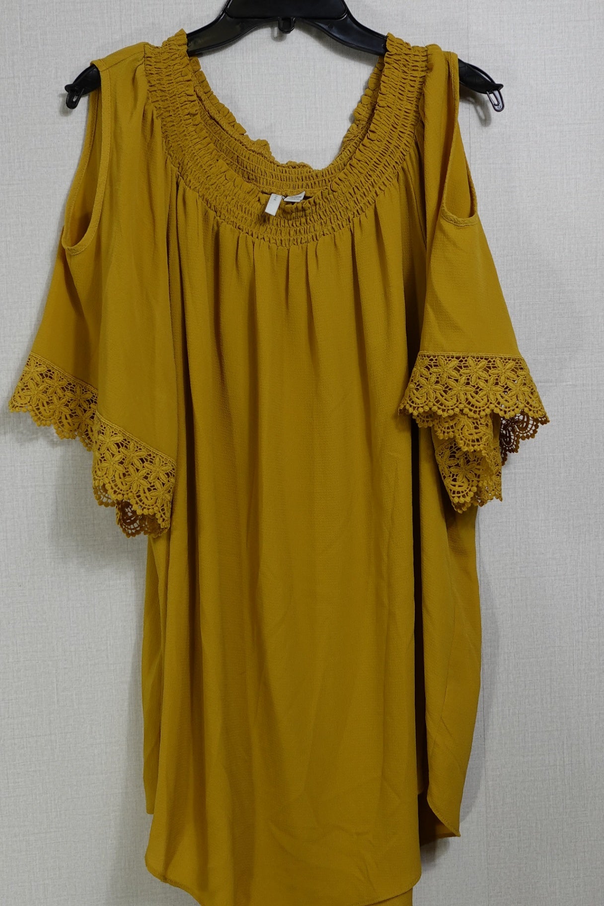 Cato, SHORT SLEEVED TOP, Size 18/20