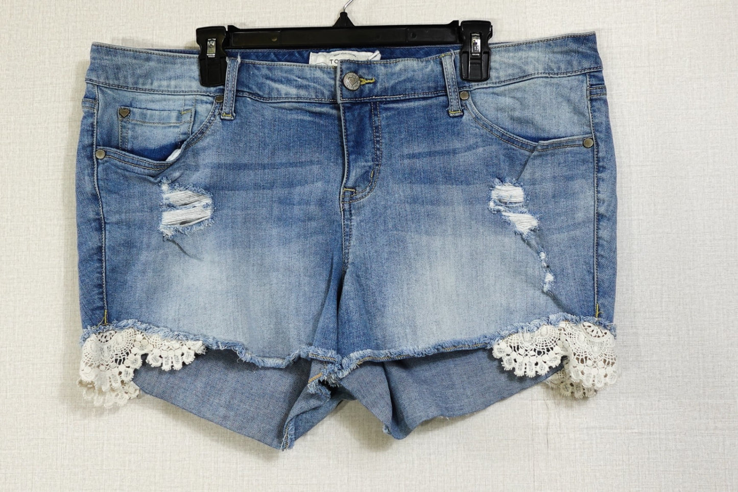 Torrid, Jean shorts , 18