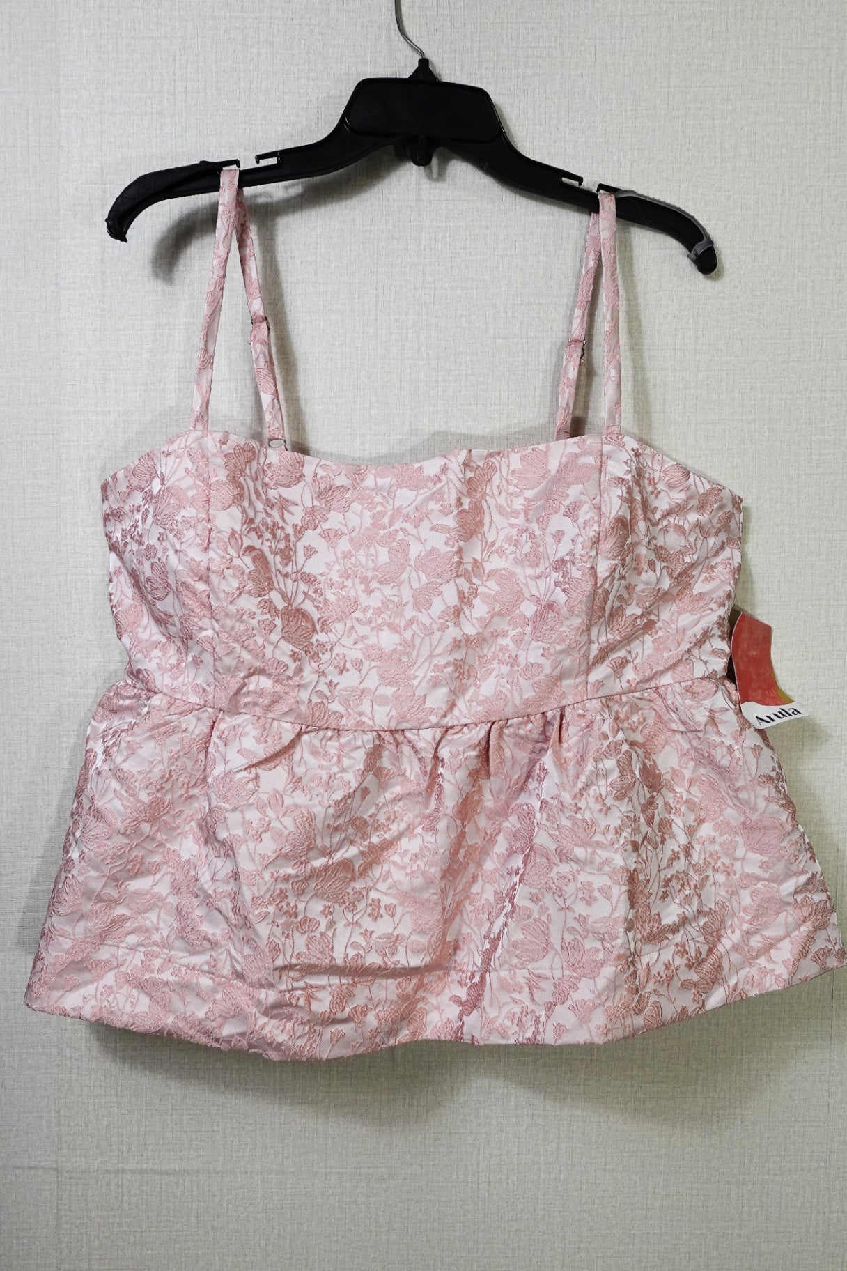 Arula, New Event crop top , 2X (B)
