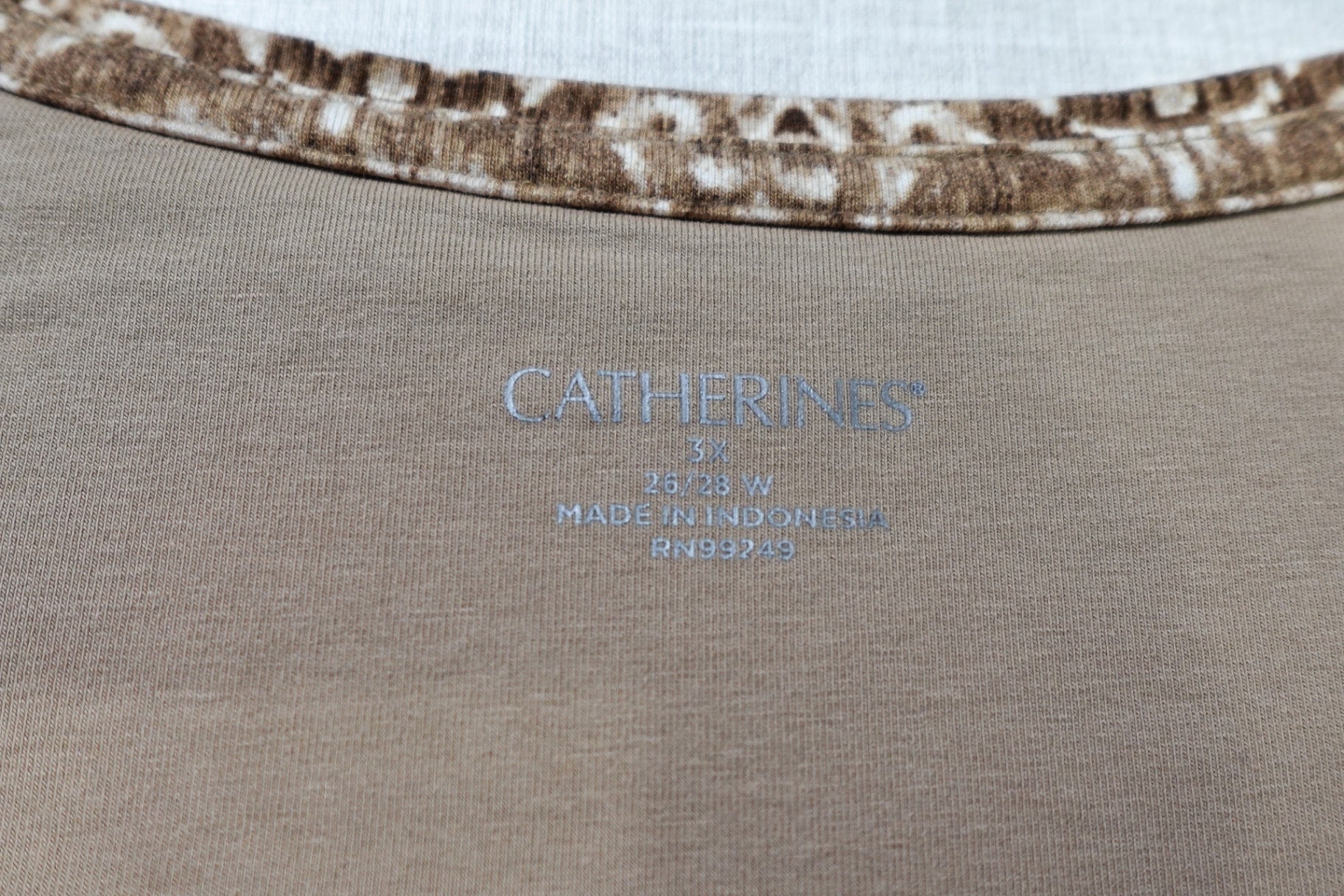 Catherines, SHORT SLEEVED TOP, 26/28W