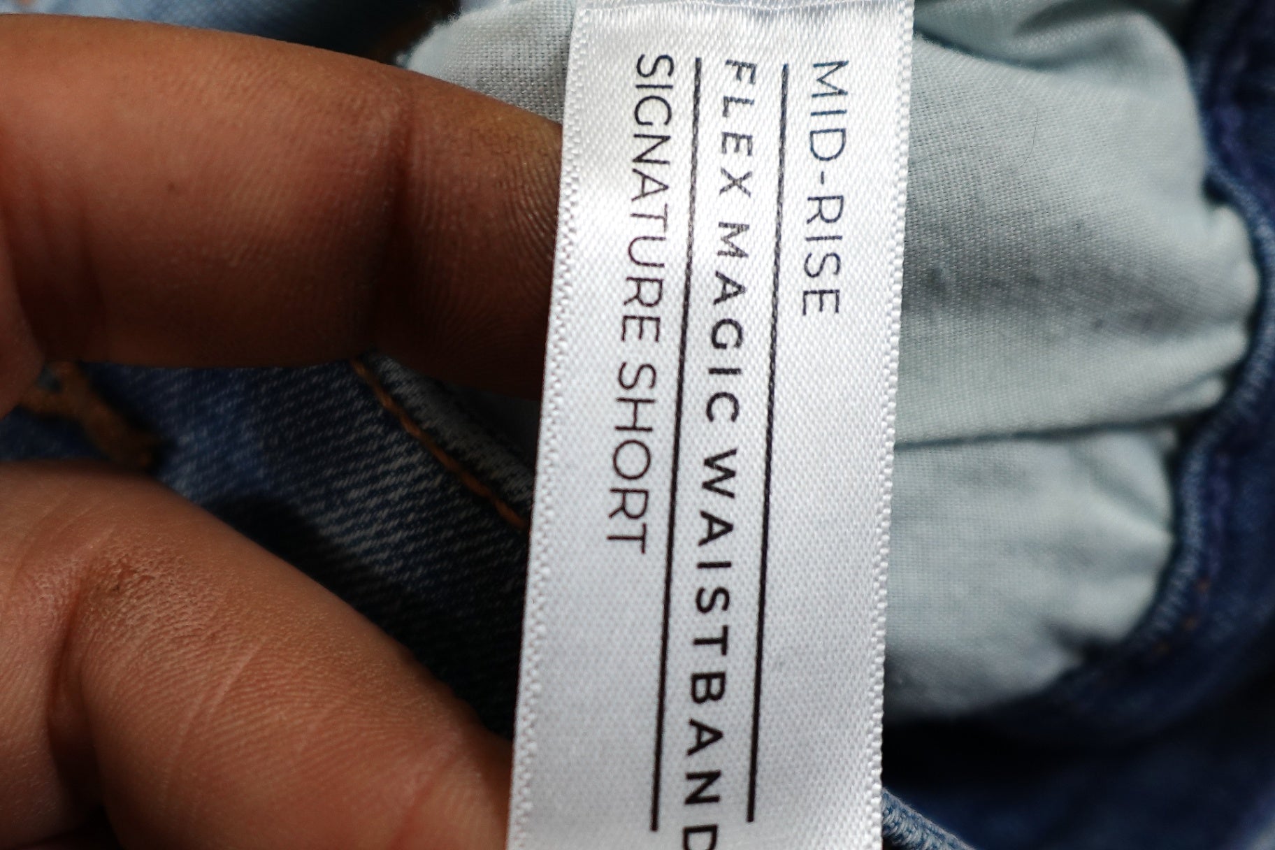 Lane Bryant, Shorts- mid rise flex magic waistband signature short, 16