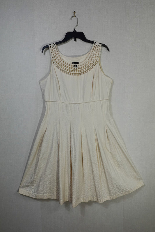 New Directions, Dress, 16