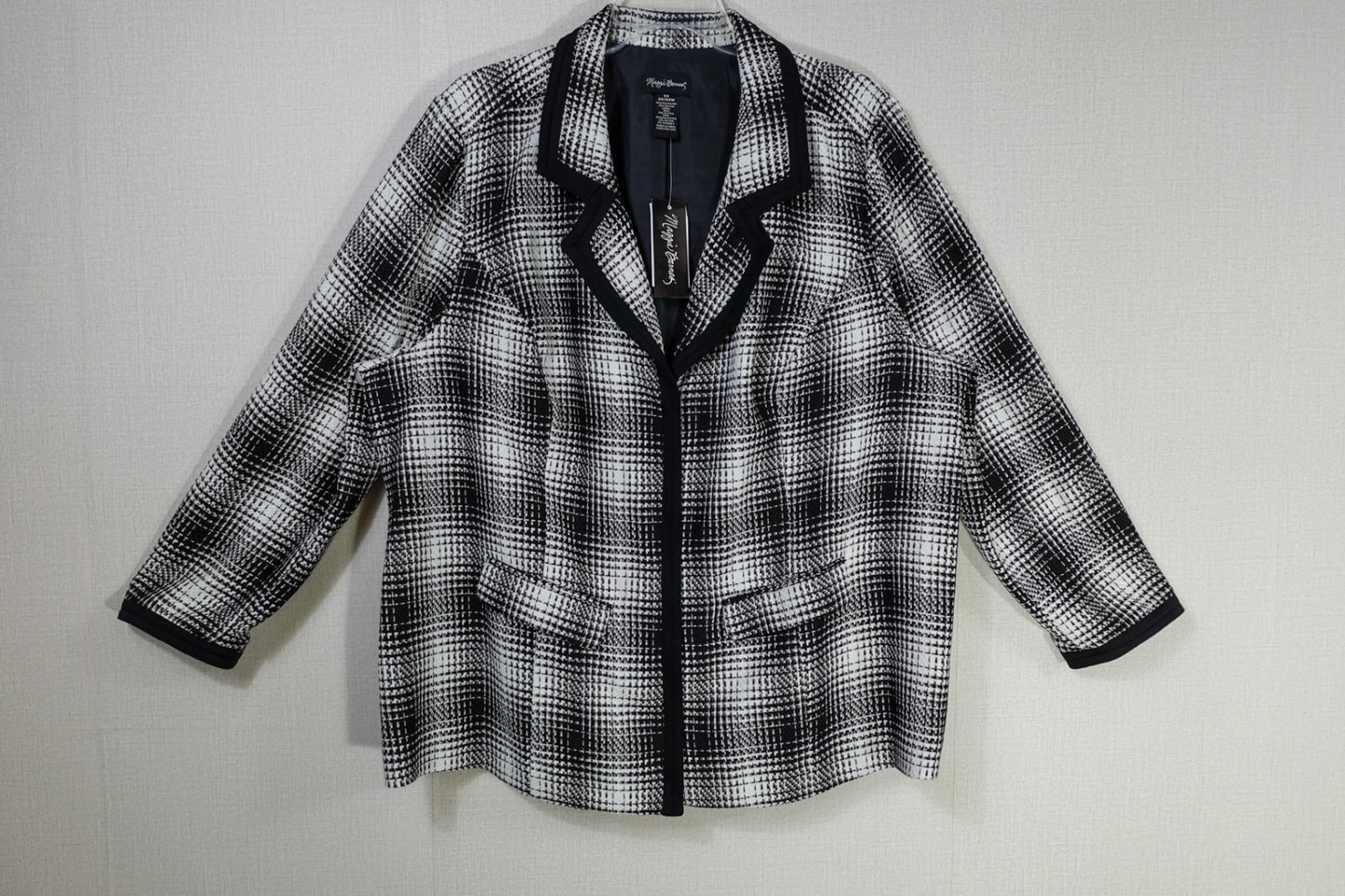 Maggie Barnes, New blazer, 22/24