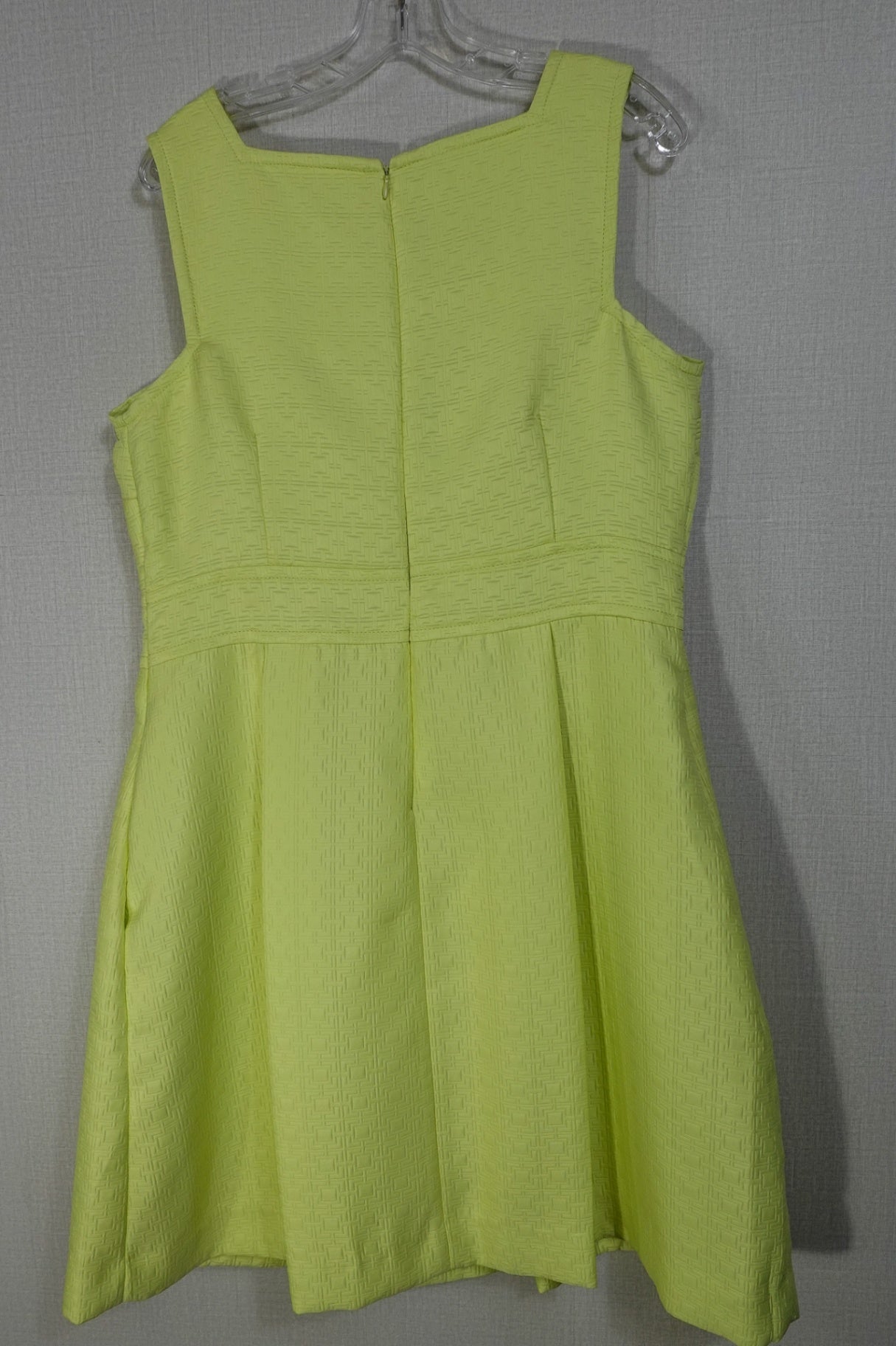 Heidi Weisel, Sleeveless Dress, 16