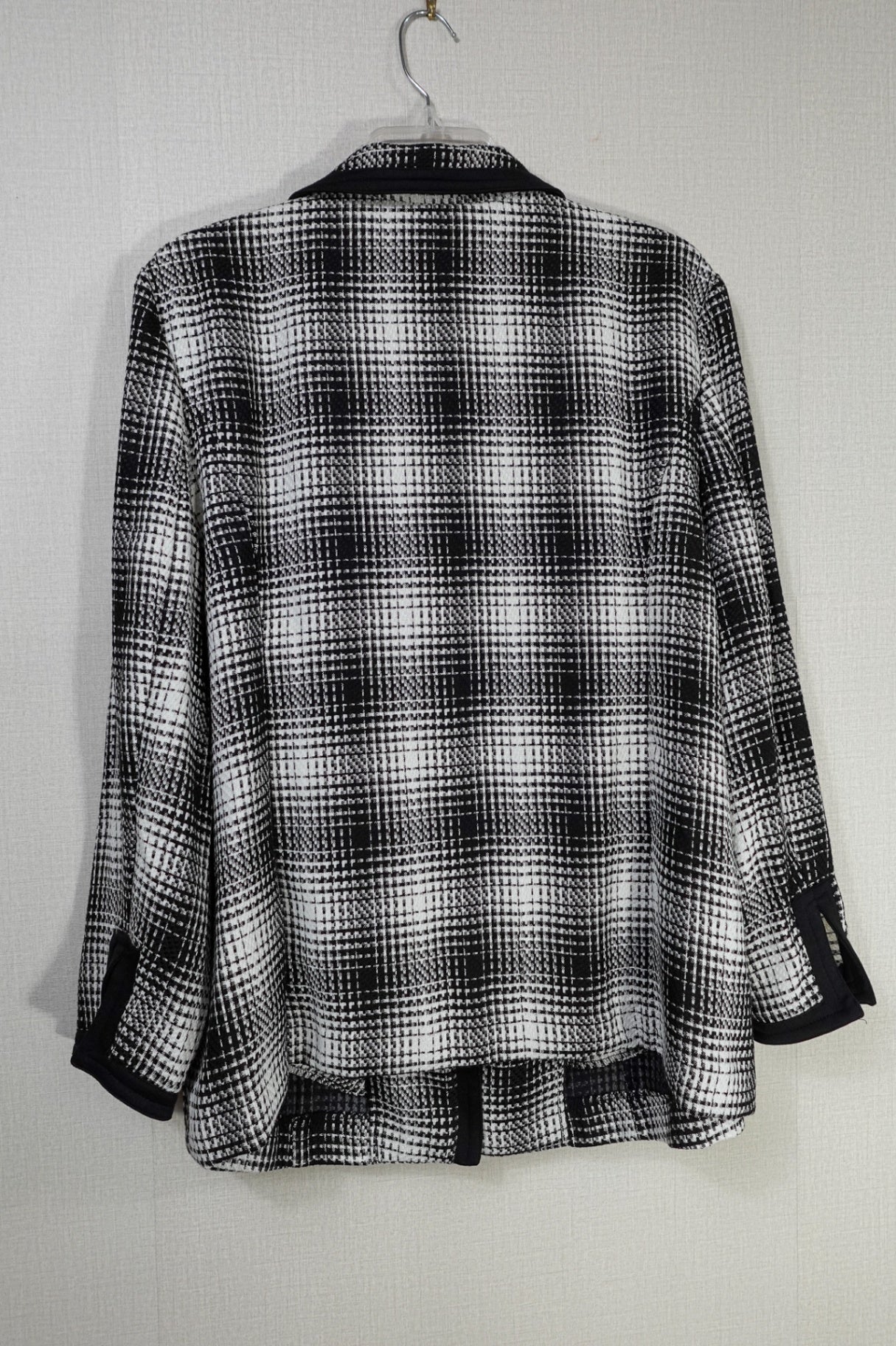 Maggie Barnes, New blazer, 22/24