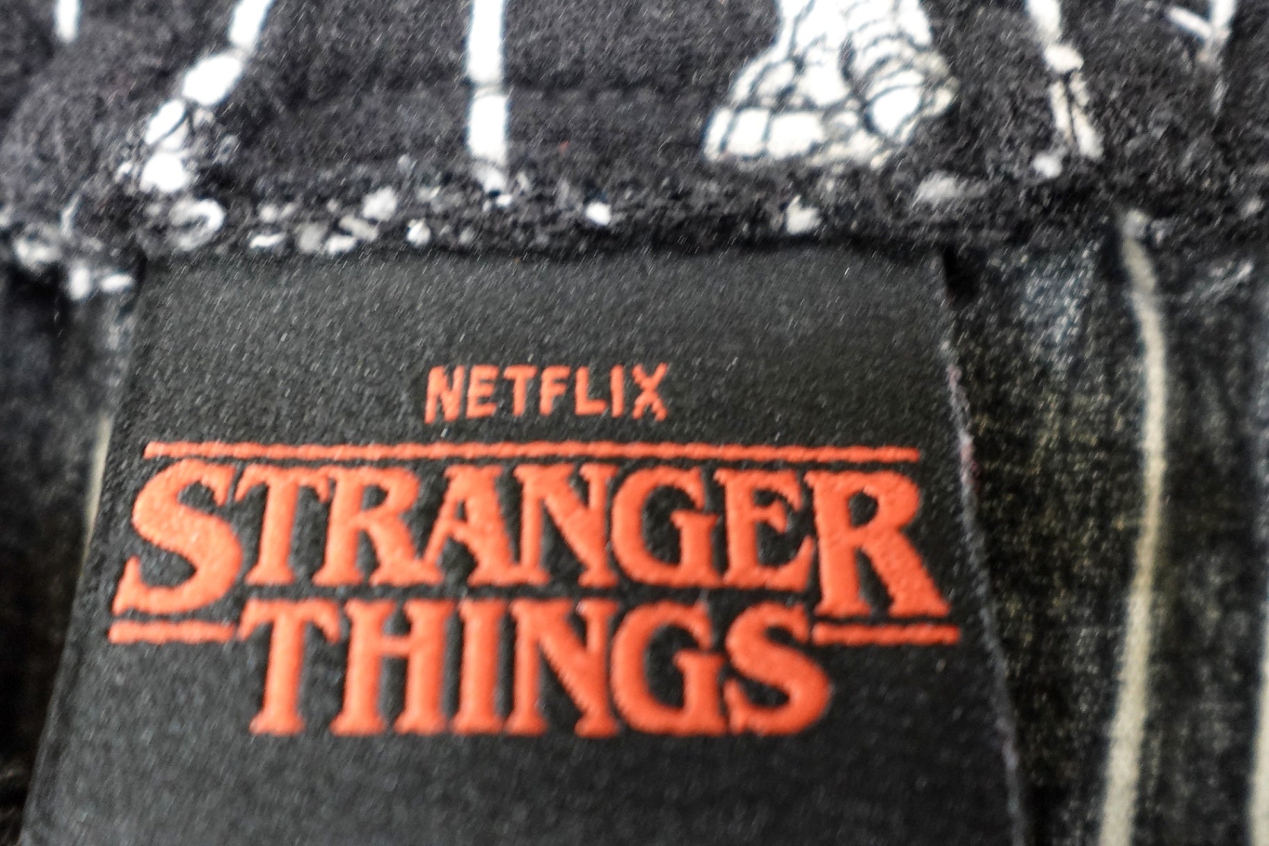 Netflix Stranger Things, Shorts outfit,
