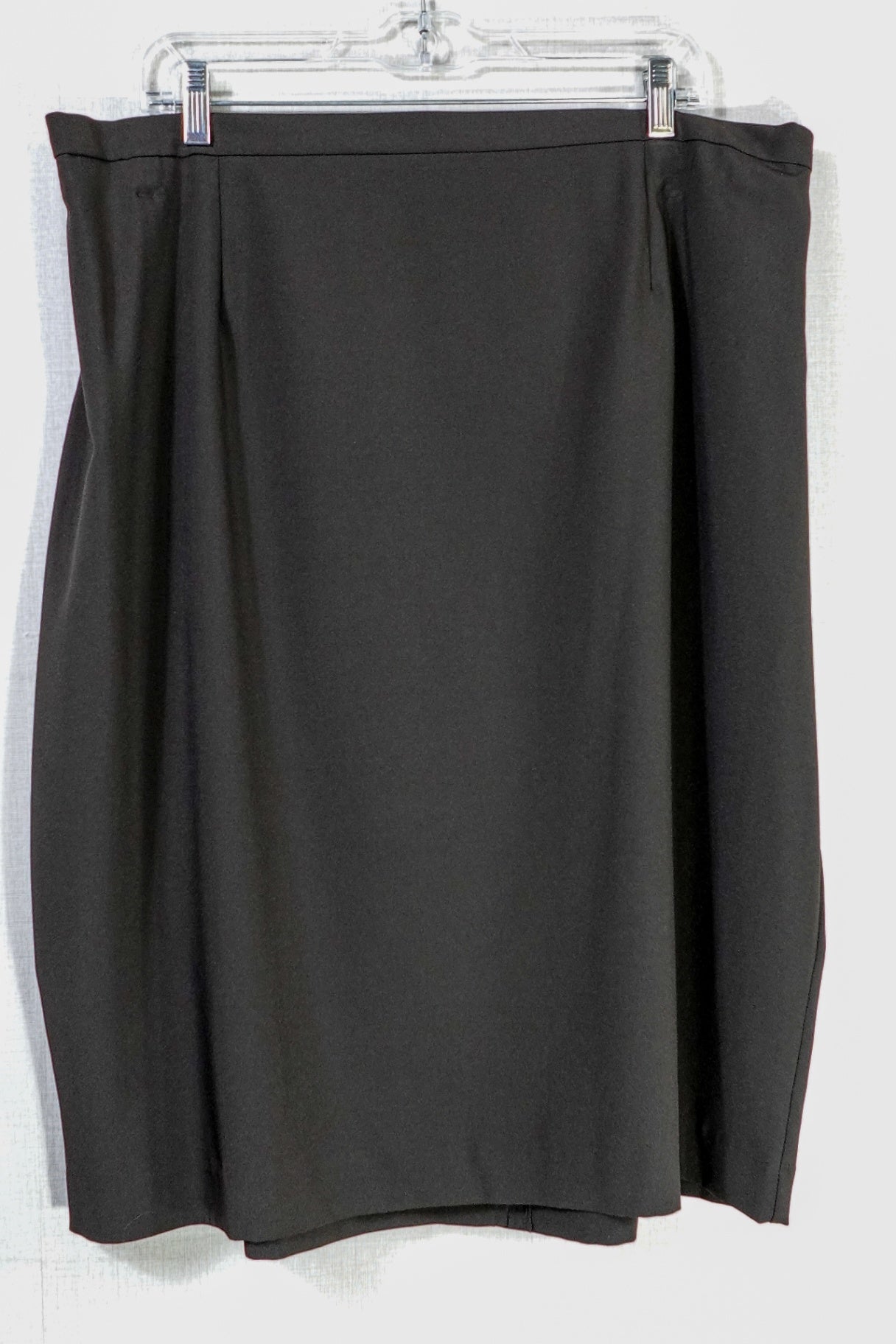 T. Milano, skirt and blazer set, 20W