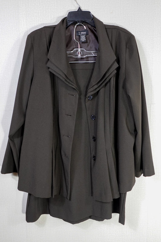 T. Milano, skirt and blazer set, 20W