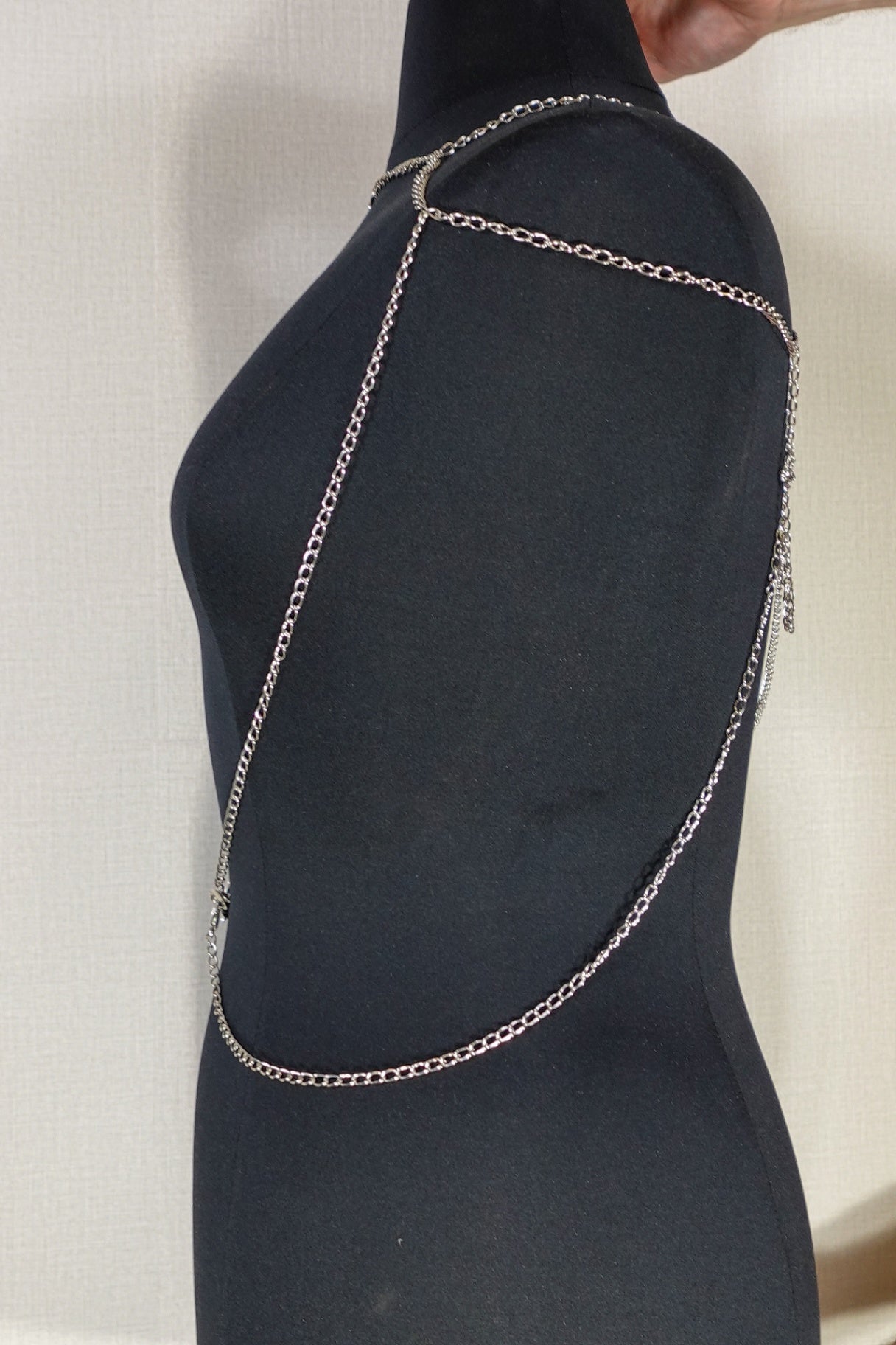 (No Label), Body chain, 12/14