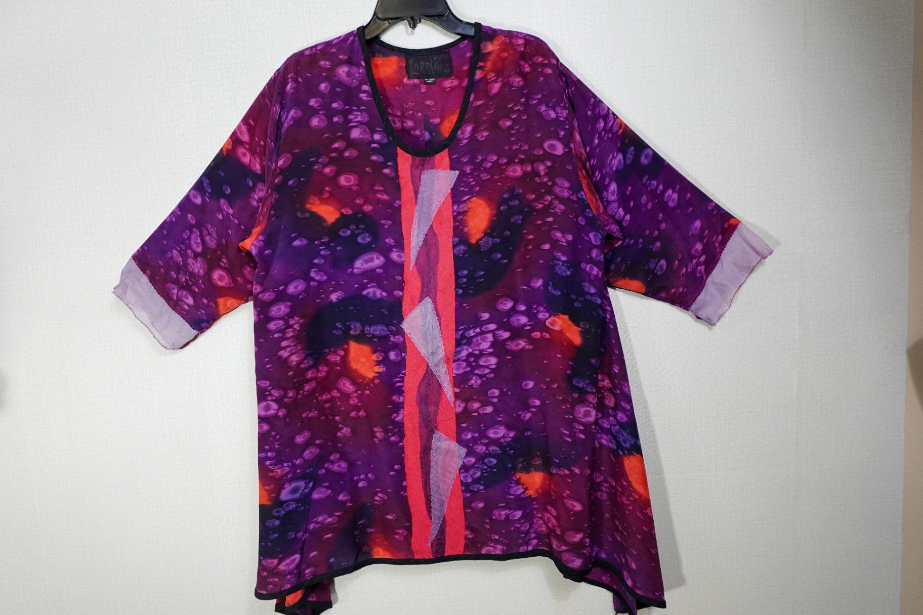 Lorrine, Vintage Shorts Sleeve Tunic (Small rip along seam on sleeve pictured), 2X/3X