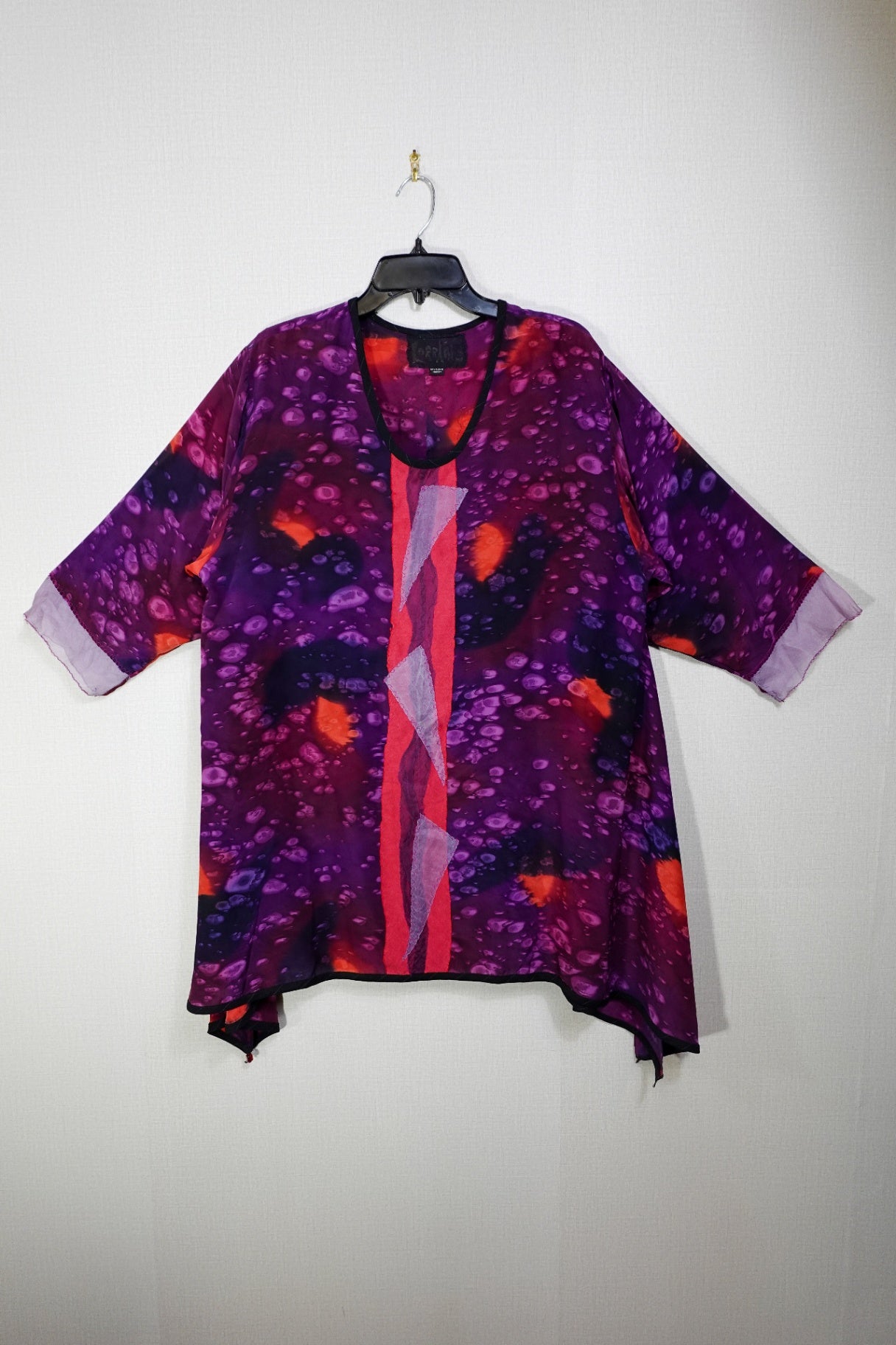 Lorrine, Vintage Shorts Sleeve Tunic (Small rip along seam on sleeve pictured), 2X/3X