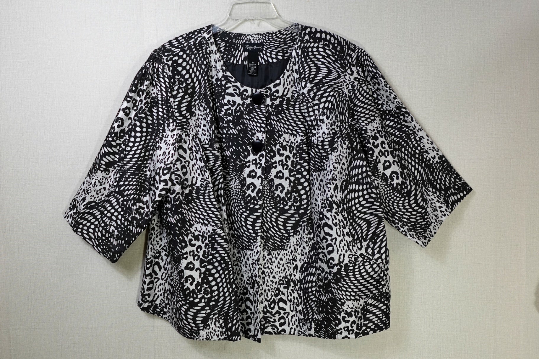 Maggie Barnes, Light Jacket, 22/24W