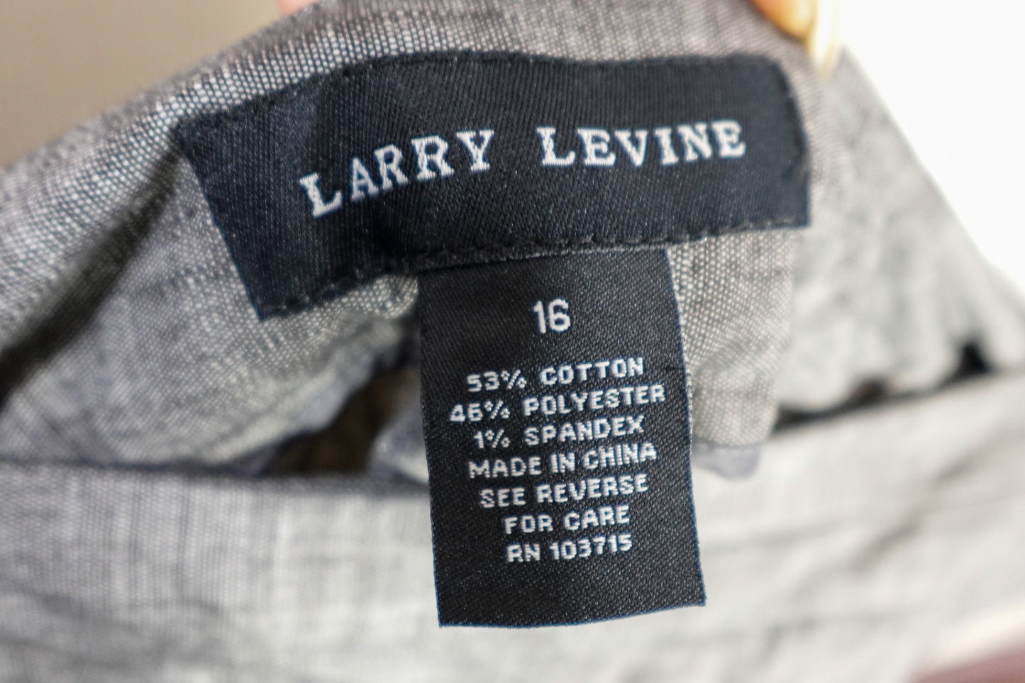 Larry Levine, Cropped Pants, 16