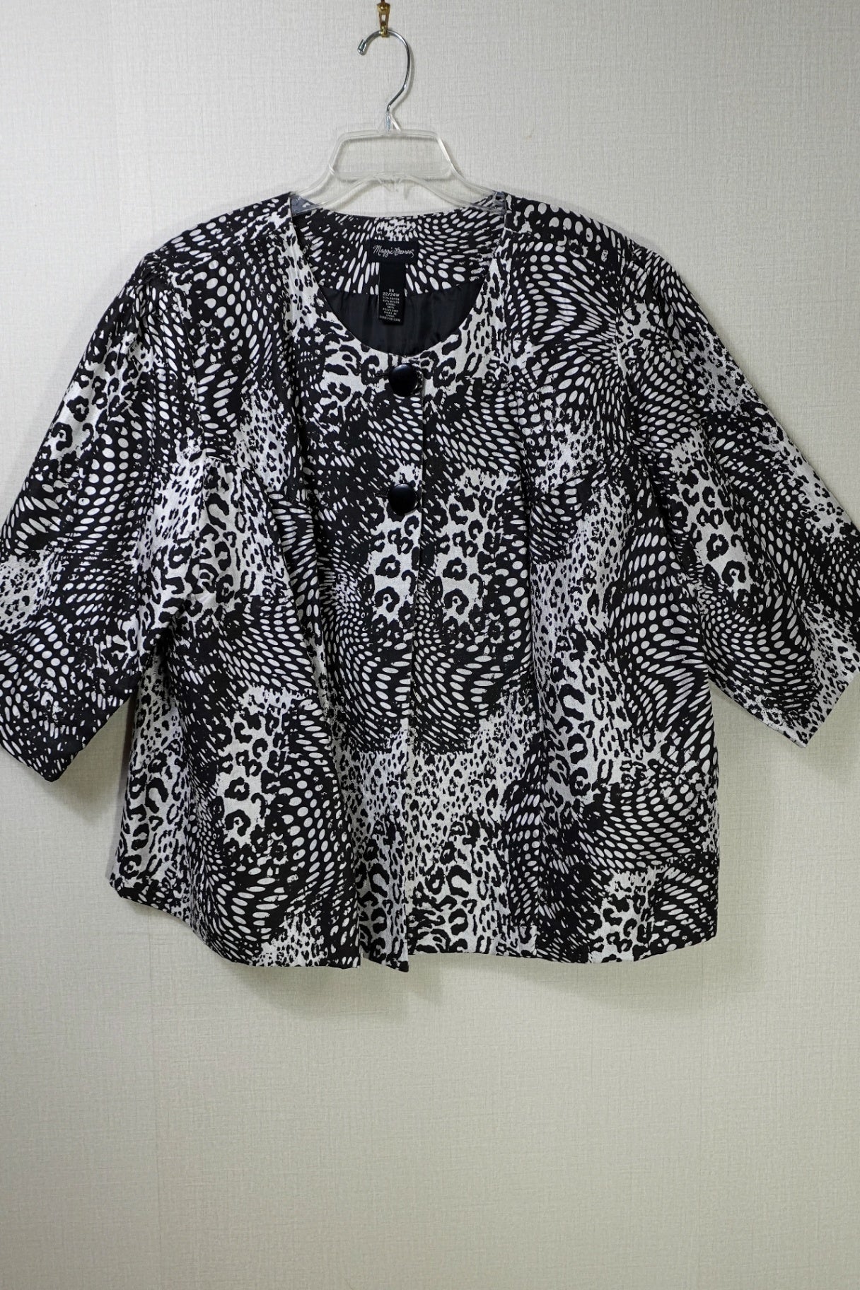 Maggie Barnes, Light Jacket, 22/24W