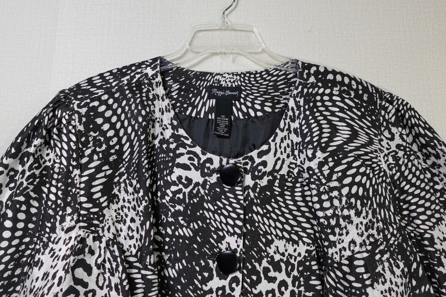 Maggie Barnes, Light Jacket, 22/24W