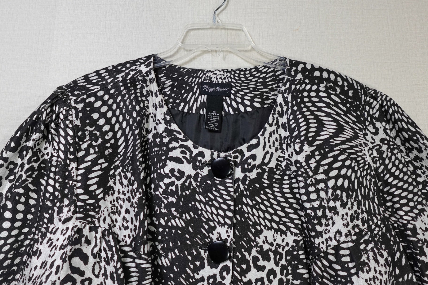Maggie Barnes, Light Jacket, 22/24W