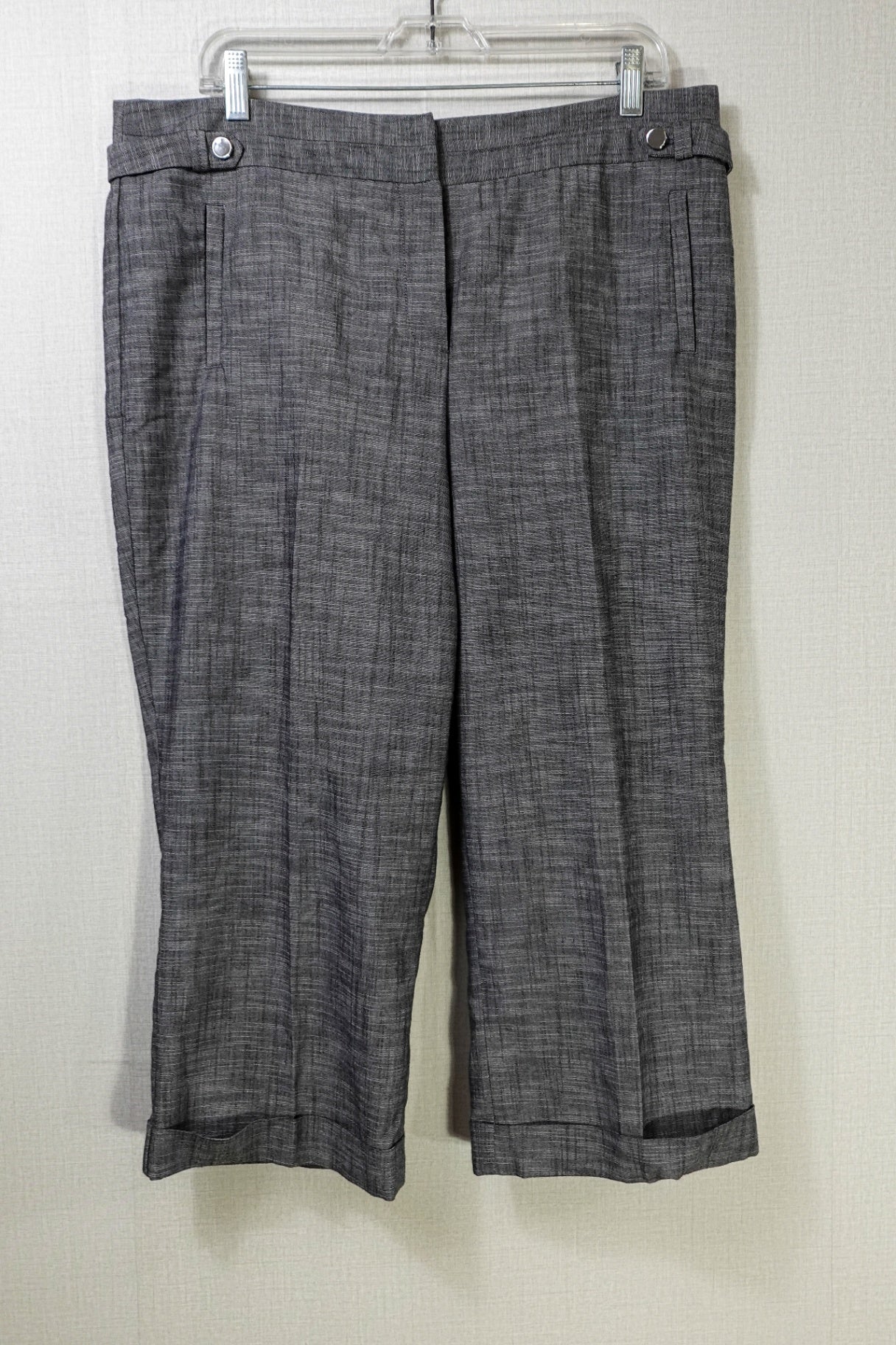 Larry Levine, Cropped Pants, 16