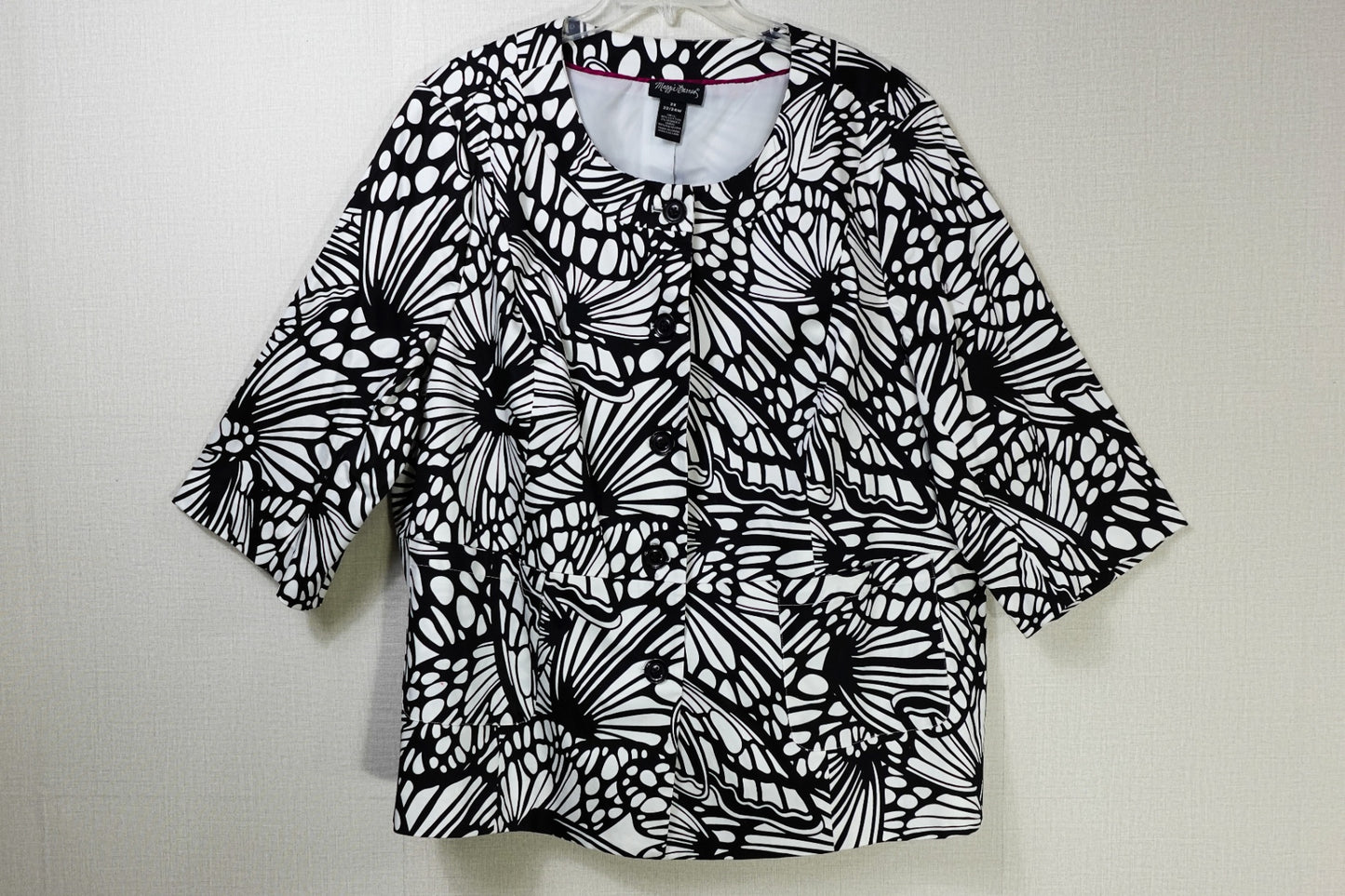 Maggie Barnes, Light Jacket, 22/24W
