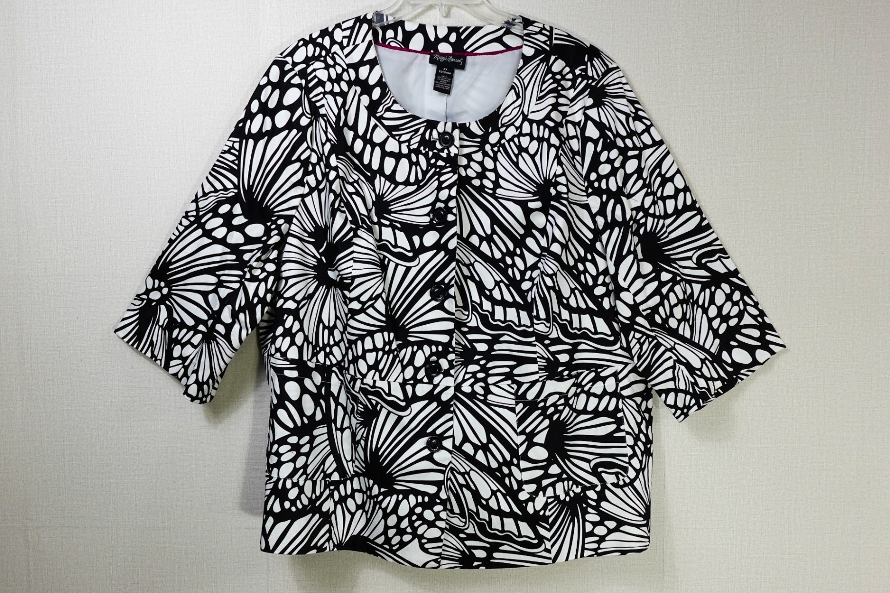 Maggie Barnes, Light Jacket, 22/24W