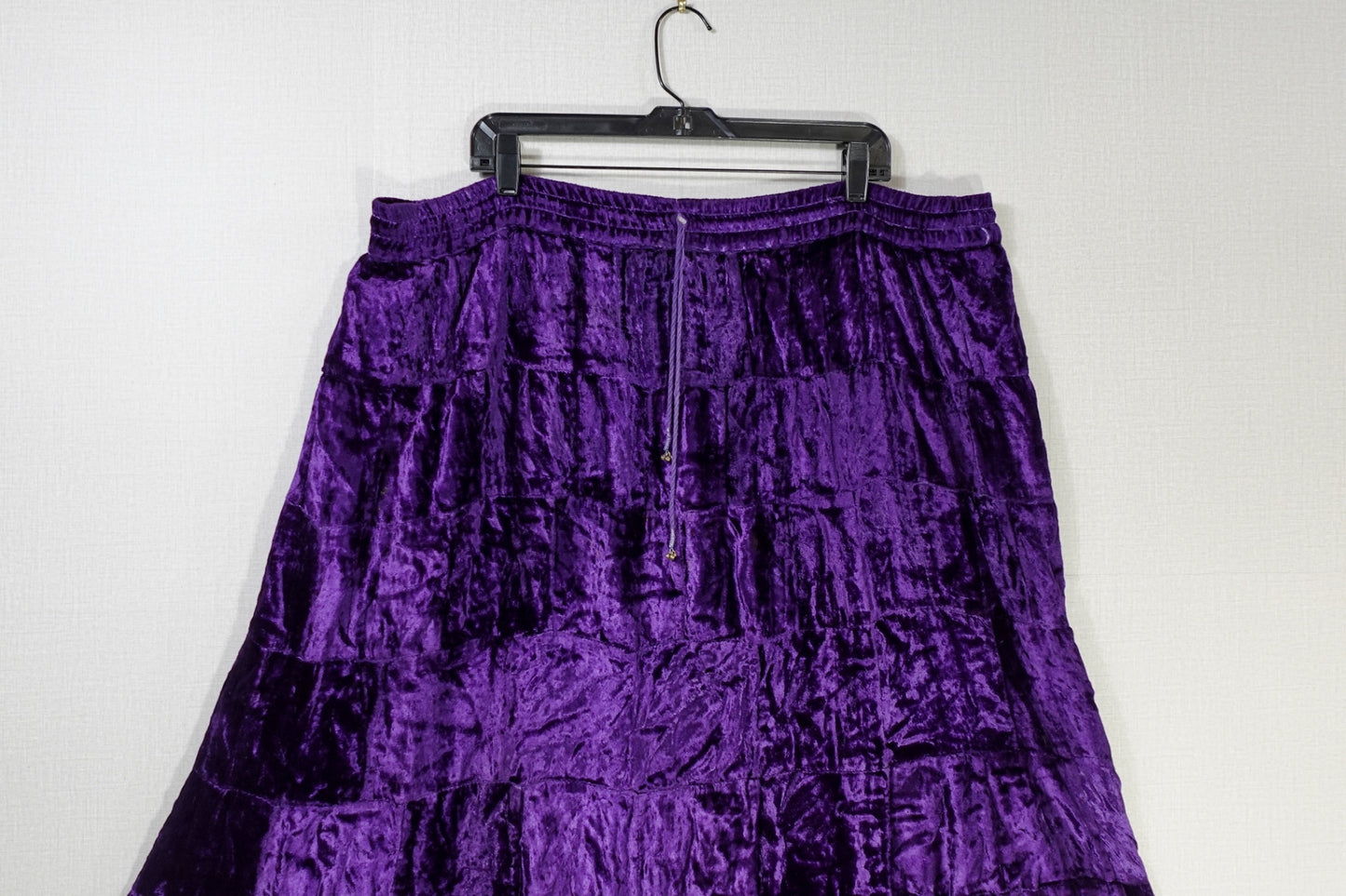 Lotus , Skirt: A-Line, Freesize Up to 2X