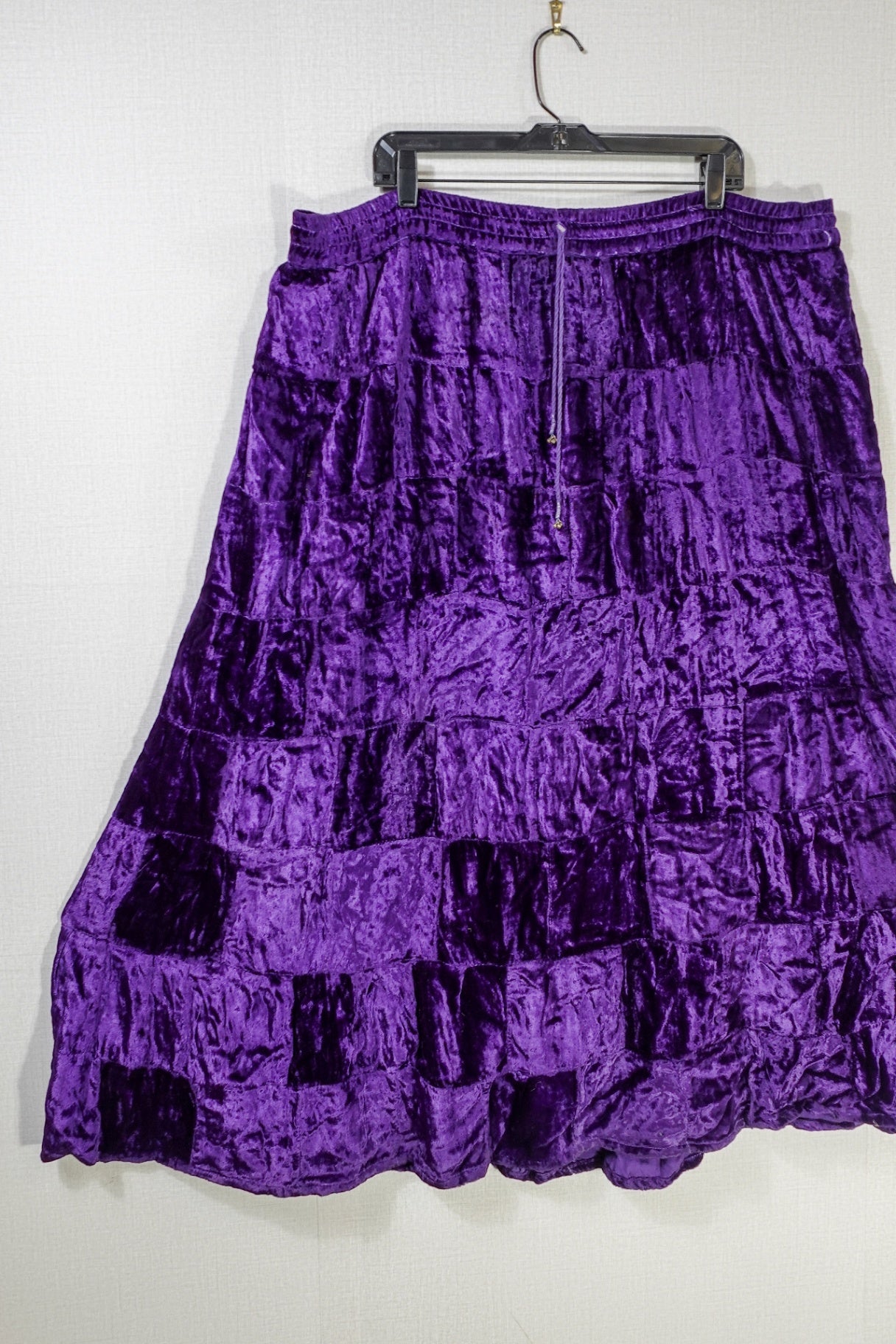 Lotus , Skirt: A-Line, Freesize Up to 2X