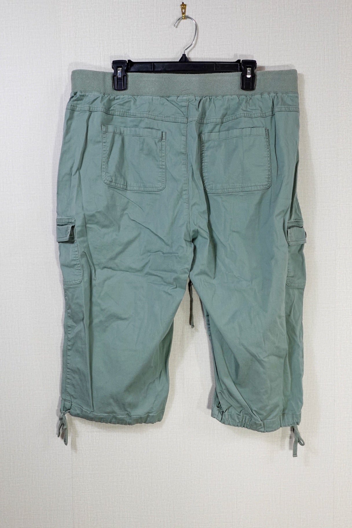 Cato, Capris, 18/20W