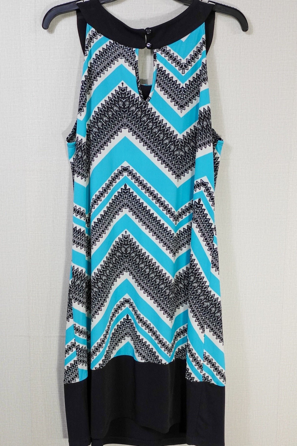 En Focus, New Dress, 14W
