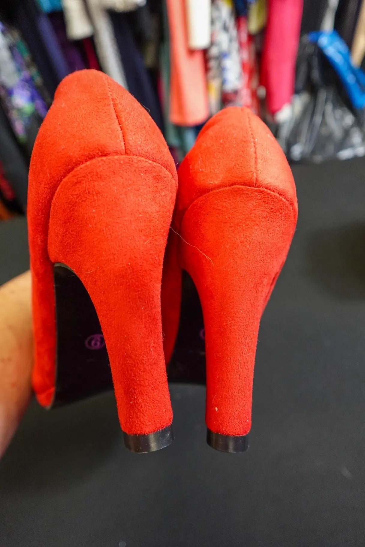 (No Label), Pumps, 9 (No Label)  Pumps  More To Love Consignment
