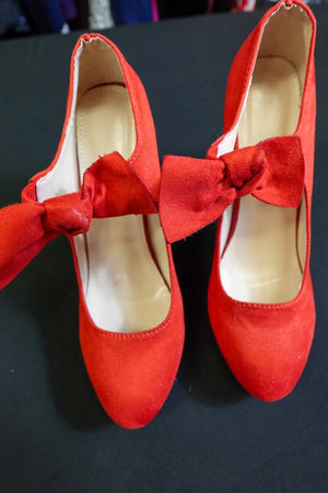 (No Label), Pumps, 9