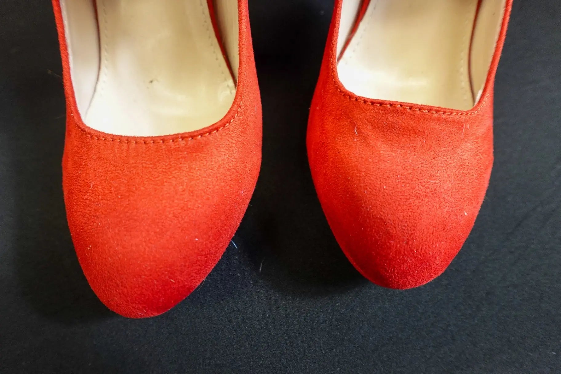 (No Label), Pumps, 9 (No Label)  Pumps  More To Love Consignment
