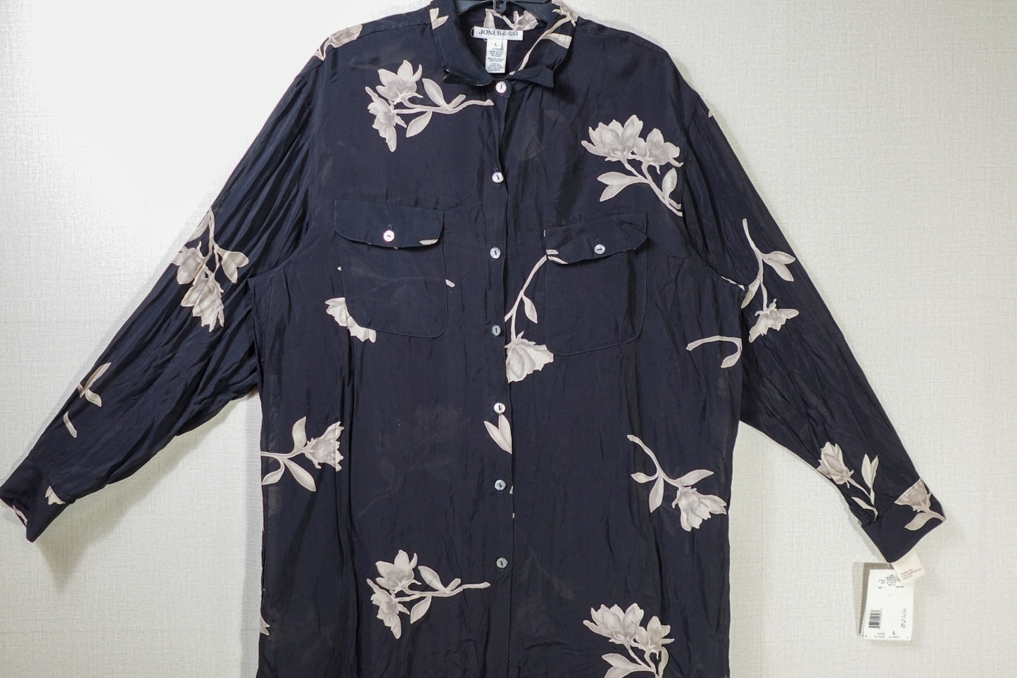 Jones & Co, Vintage Long Sleeves Top - Button Down, Large