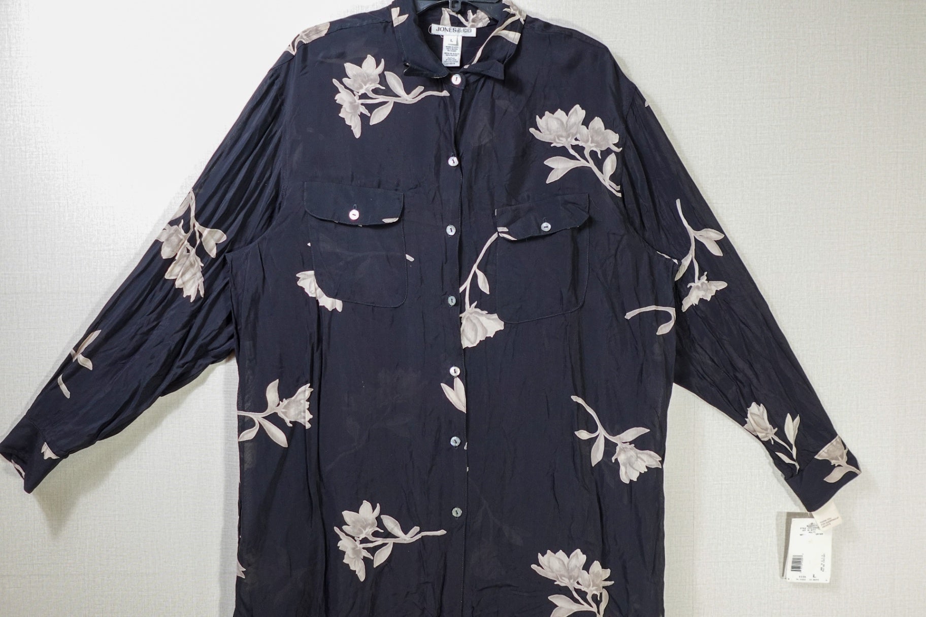 Jones & Co, Vintage Long Sleeves Top - Button Down, Large