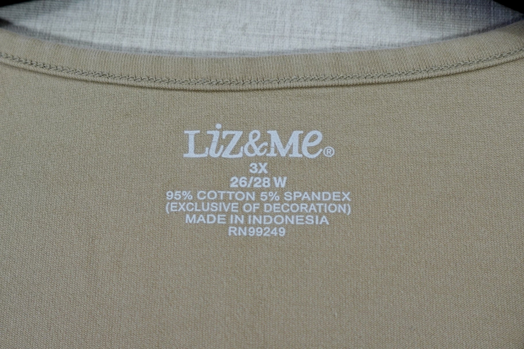 Liz & Me, Short Sleeved Top, 26/28