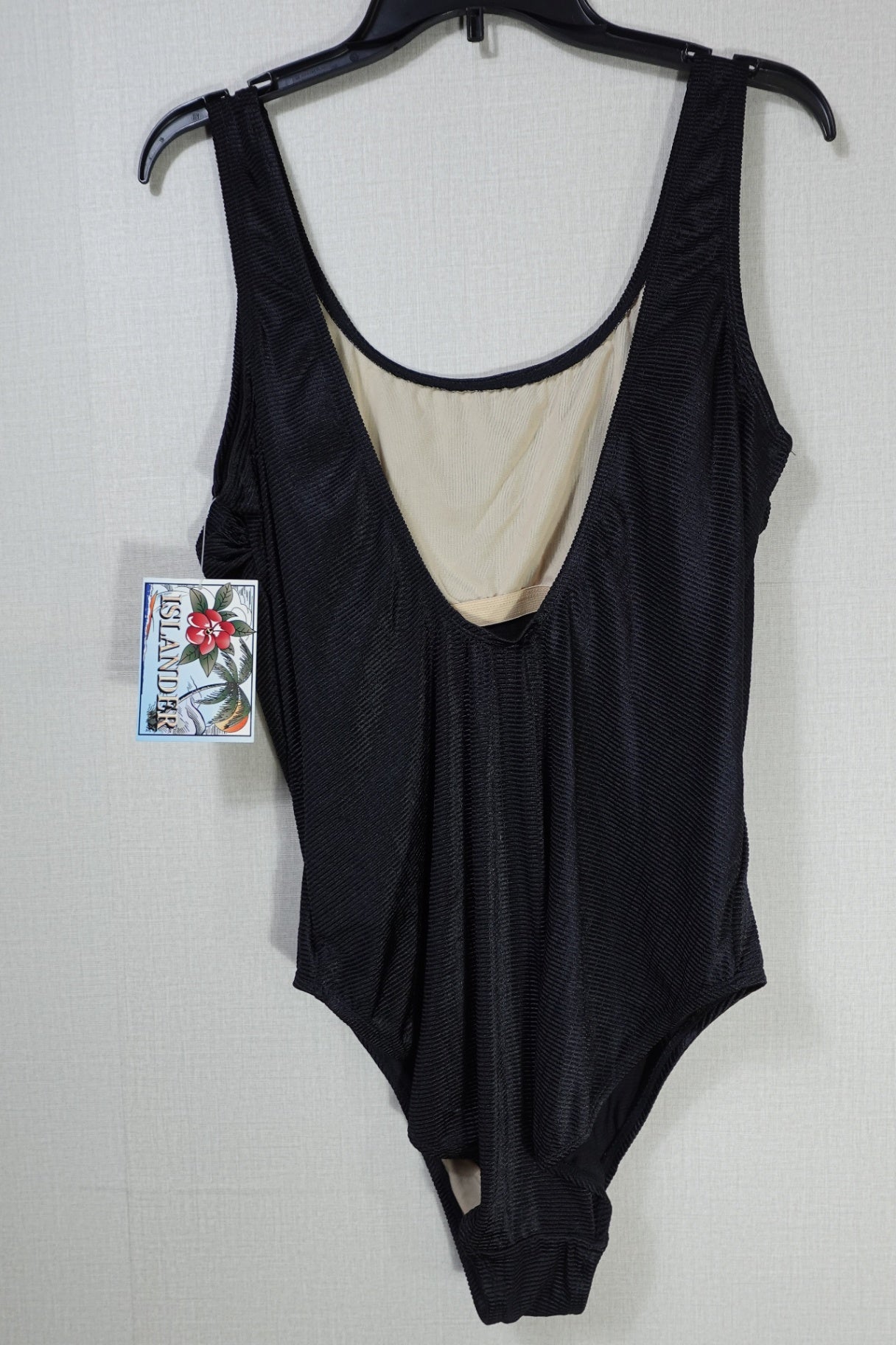 Islander, New swimsuit, 22W