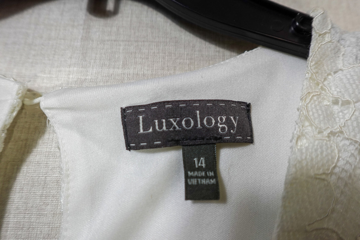 Luxology, Dress, 14