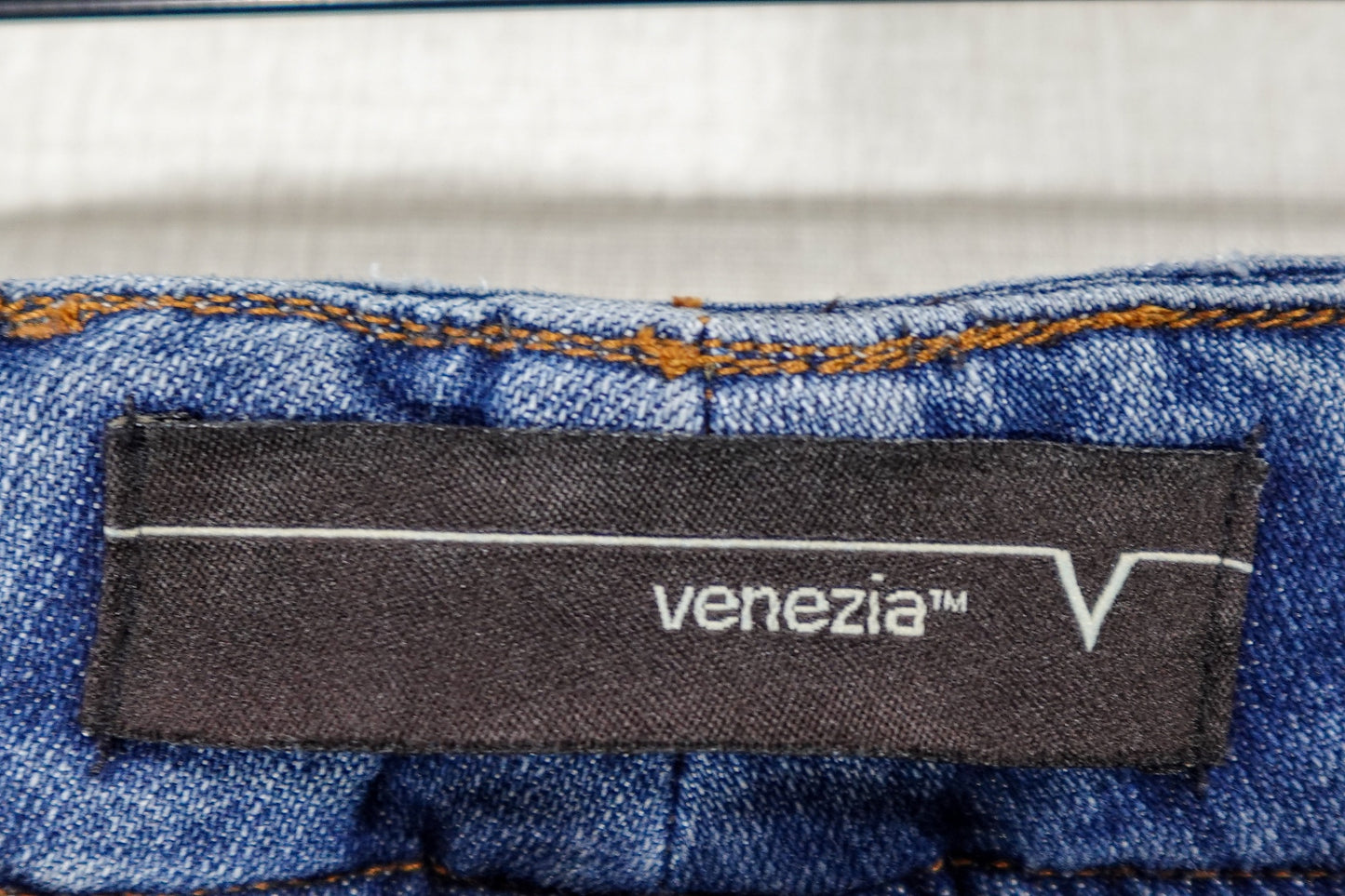 Venezia, Capri Jeans, 18