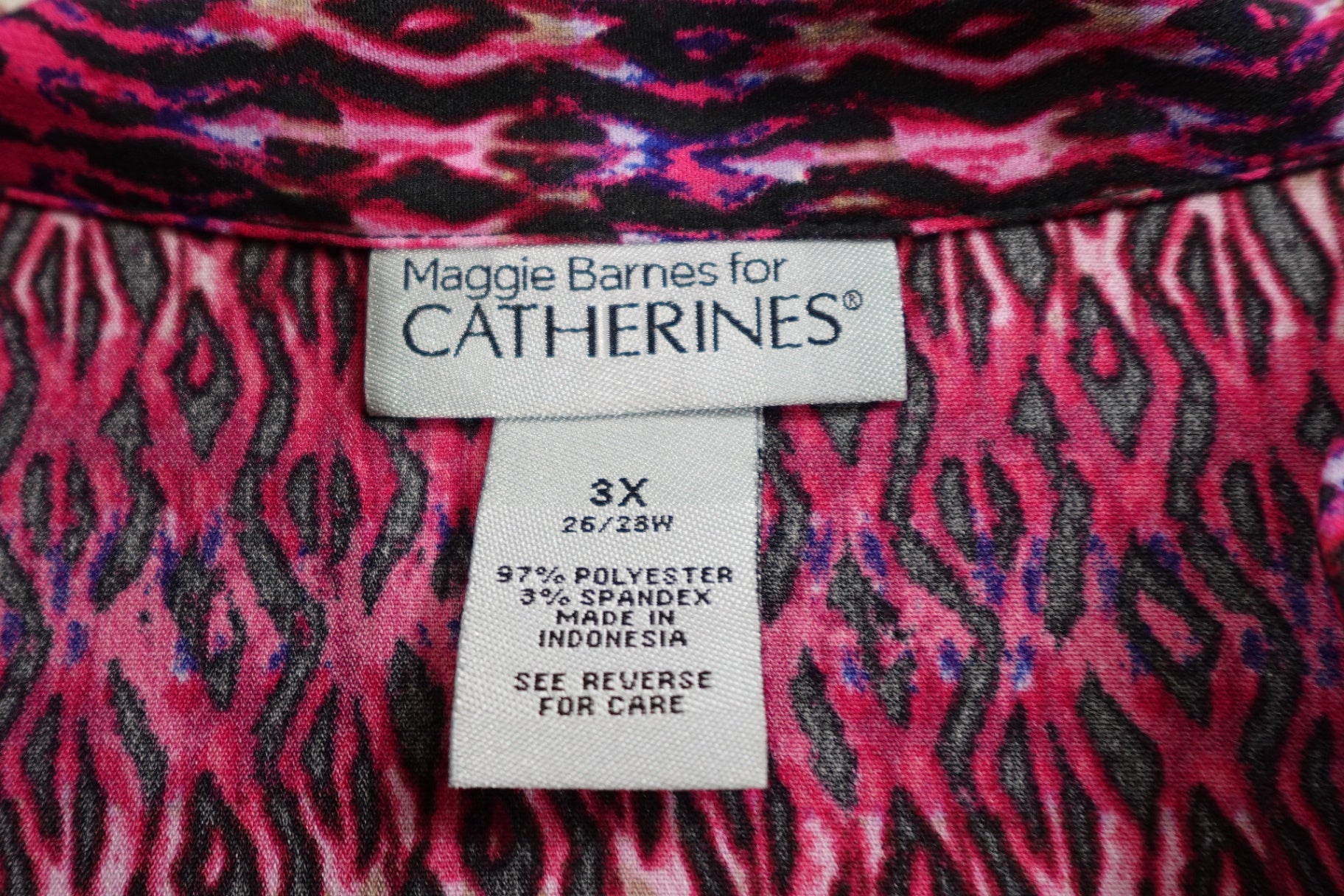 Maggie Barnes for CATHERINES, SHORT SLEEVED TOP, 26/28w