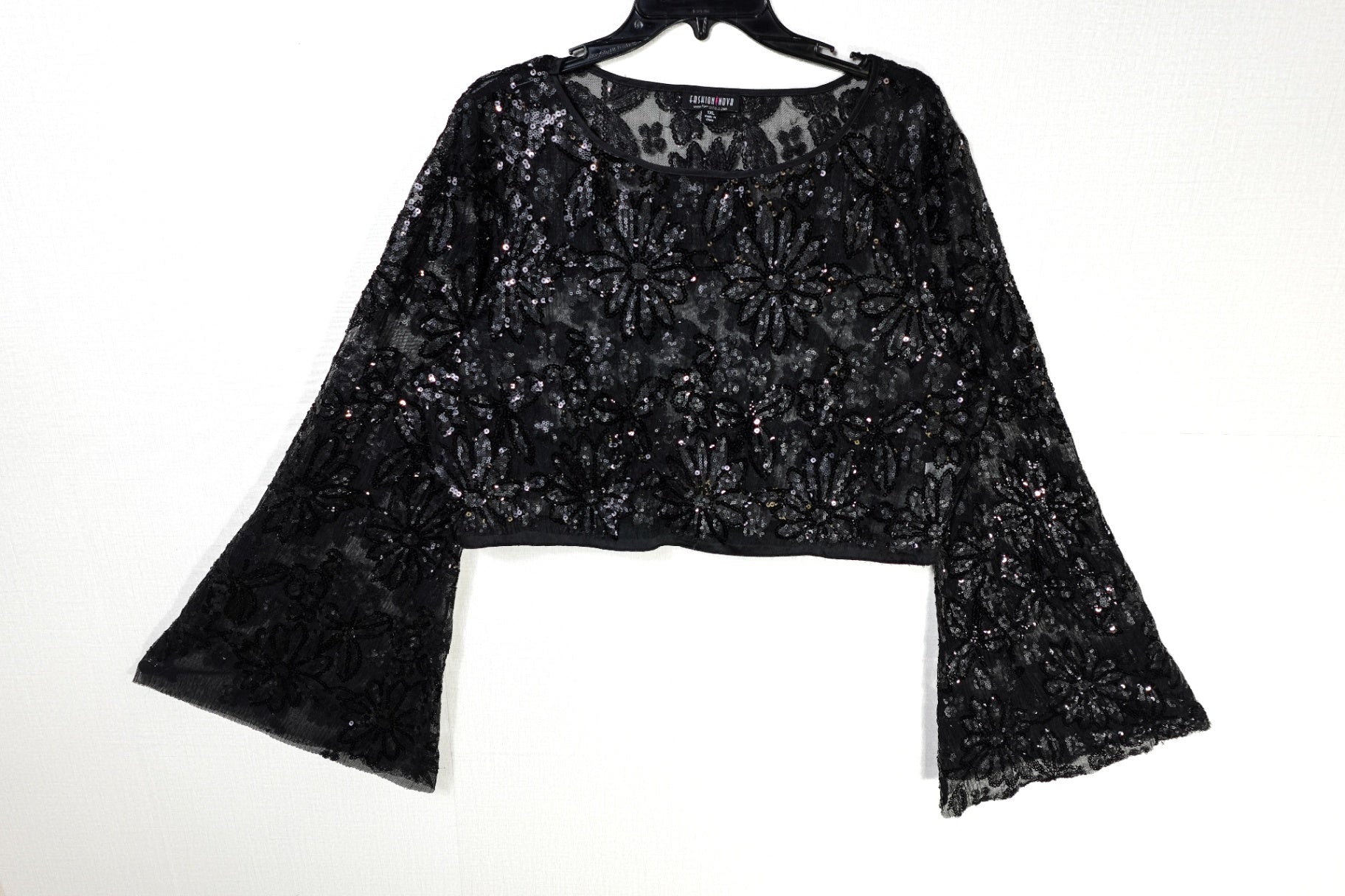 Fashion Nova, Long Sleeves Crop Top , 1XL