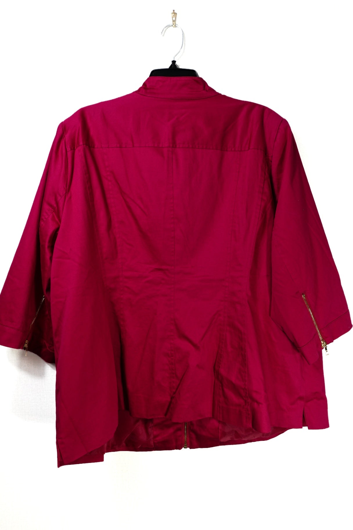 Added Dimensions, Jacket, 22/24