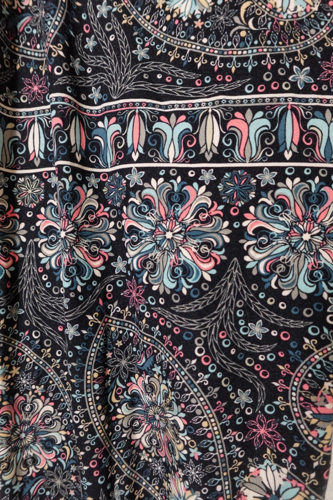 LuLaRoe, Leggings, TC2 (2x/3x)