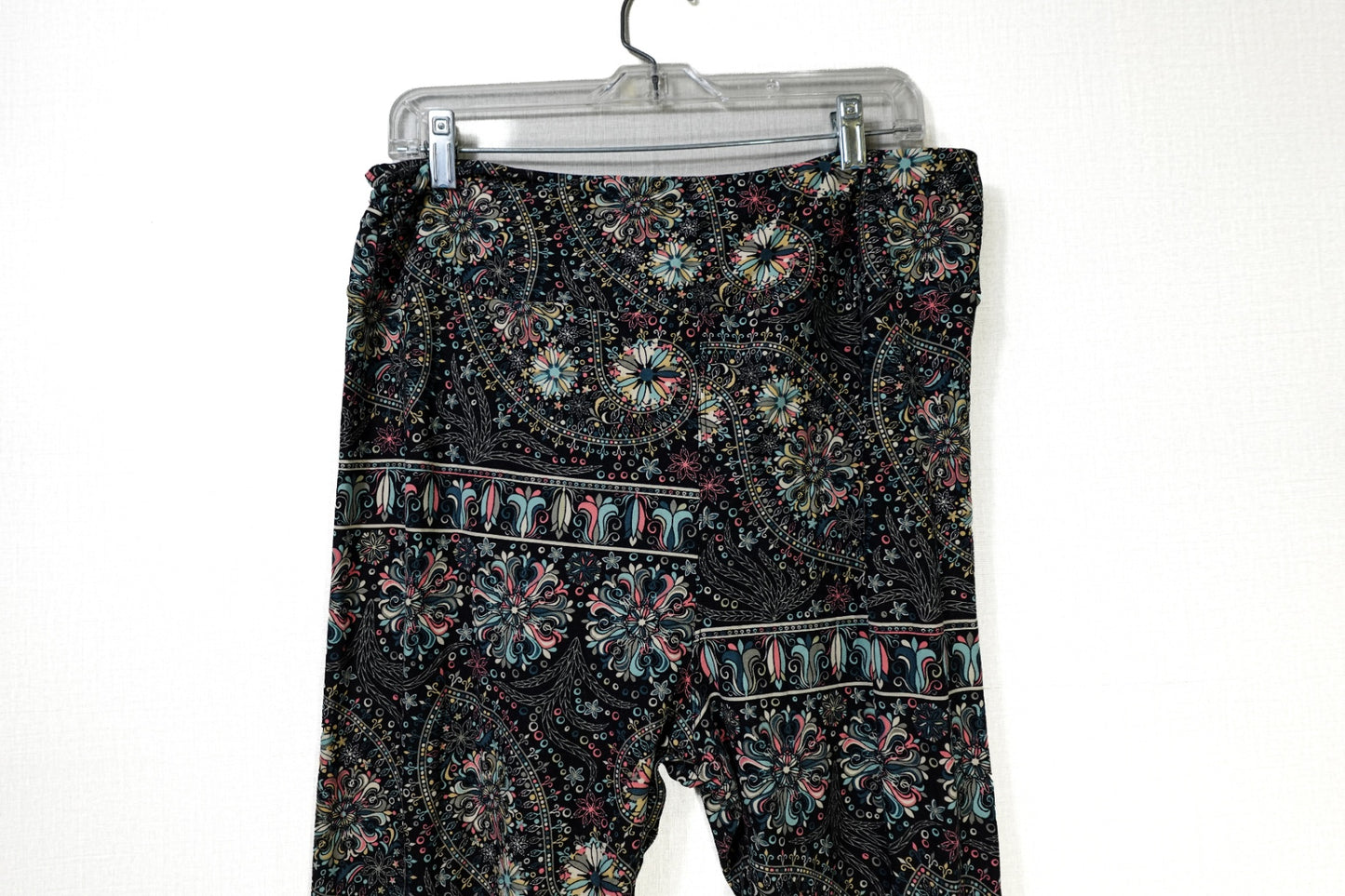 LuLaRoe, Leggings, TC2 (2x/3x)