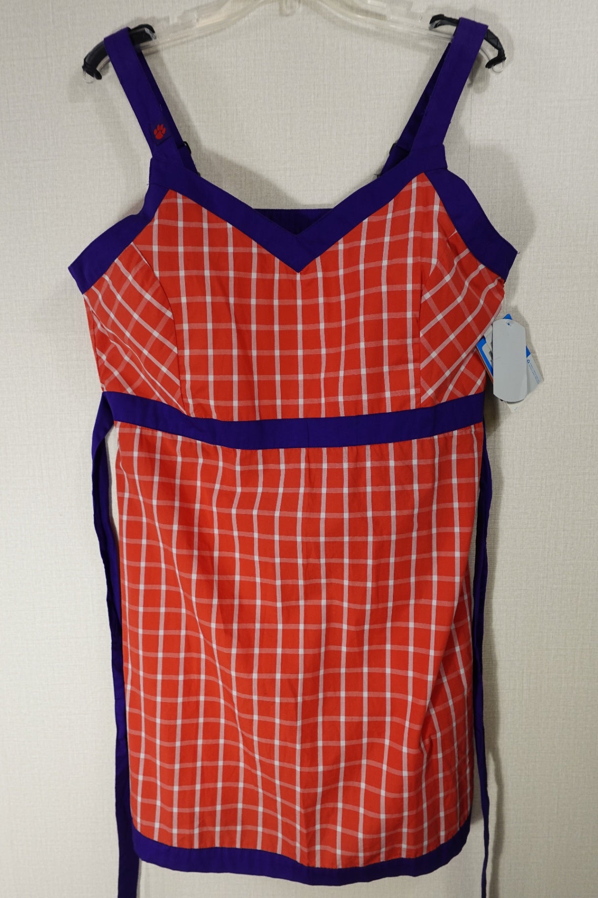 Columbia (Collegiate: Bull Dogs), New Dress, XL