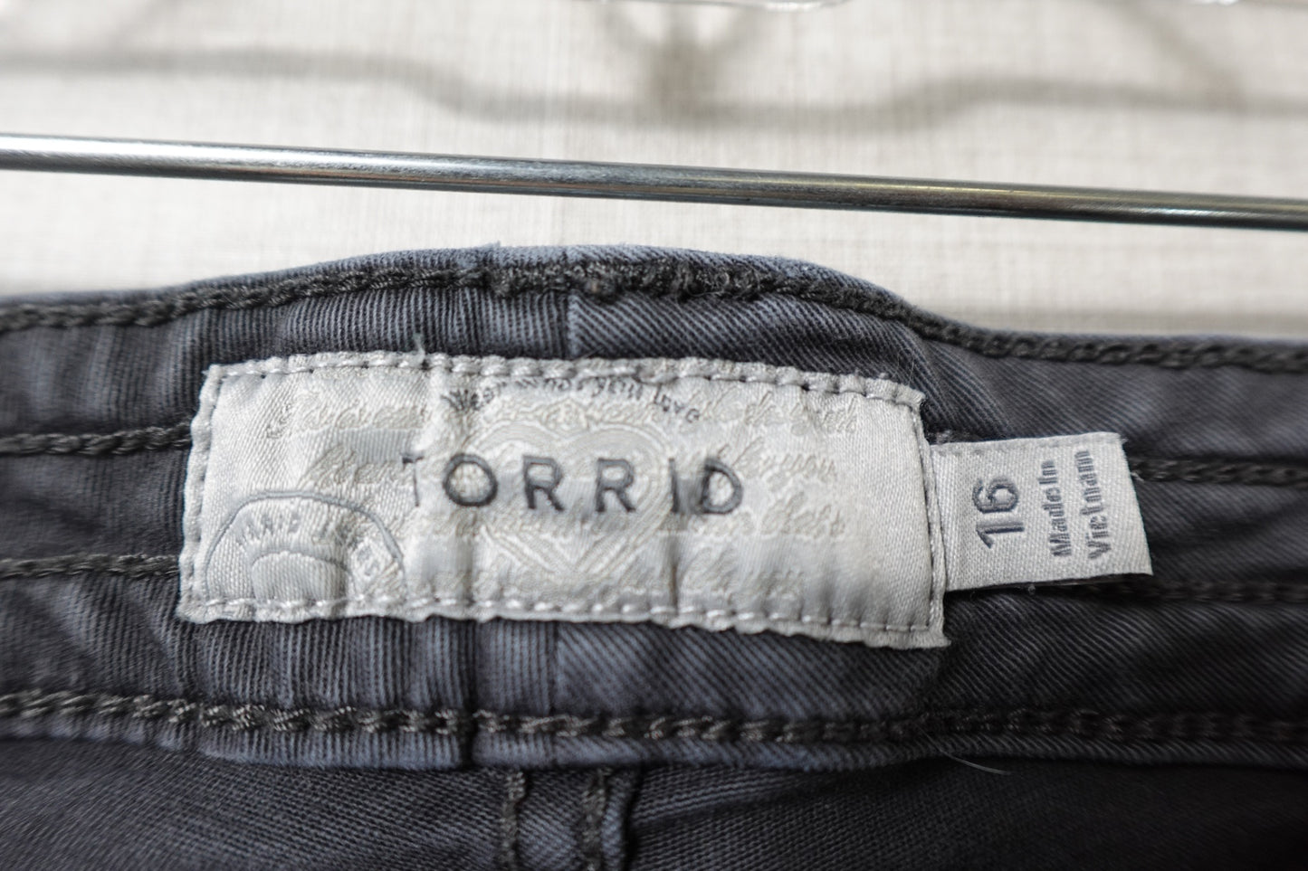 Torrid, Shorts Bermuda, 16