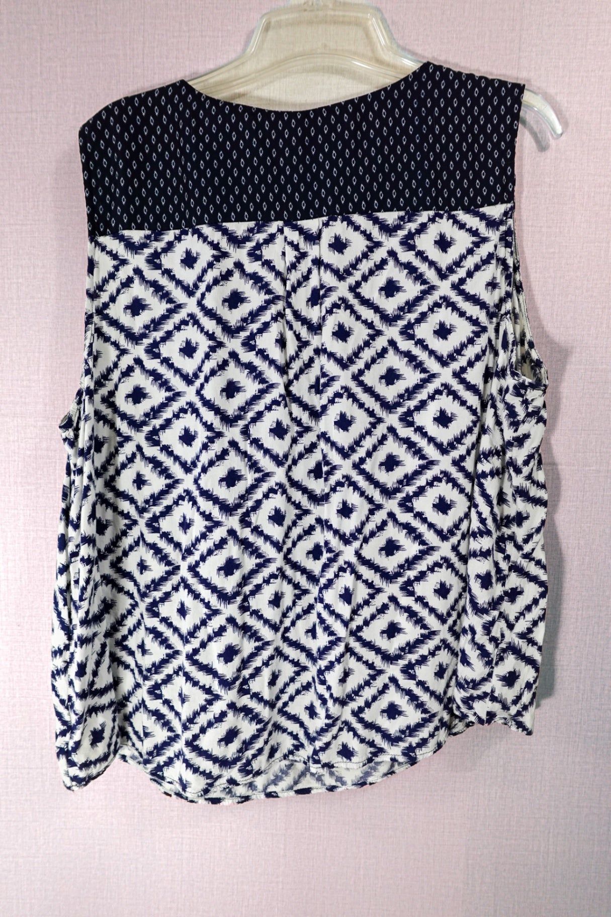 Skies Are Blue, Sleeveless top, 2X