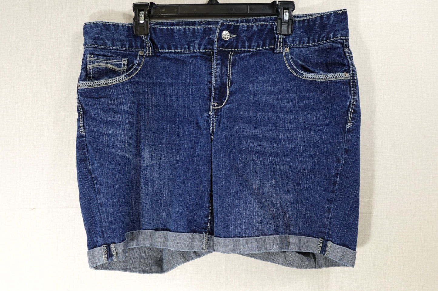 Maurices, Shorts, 18